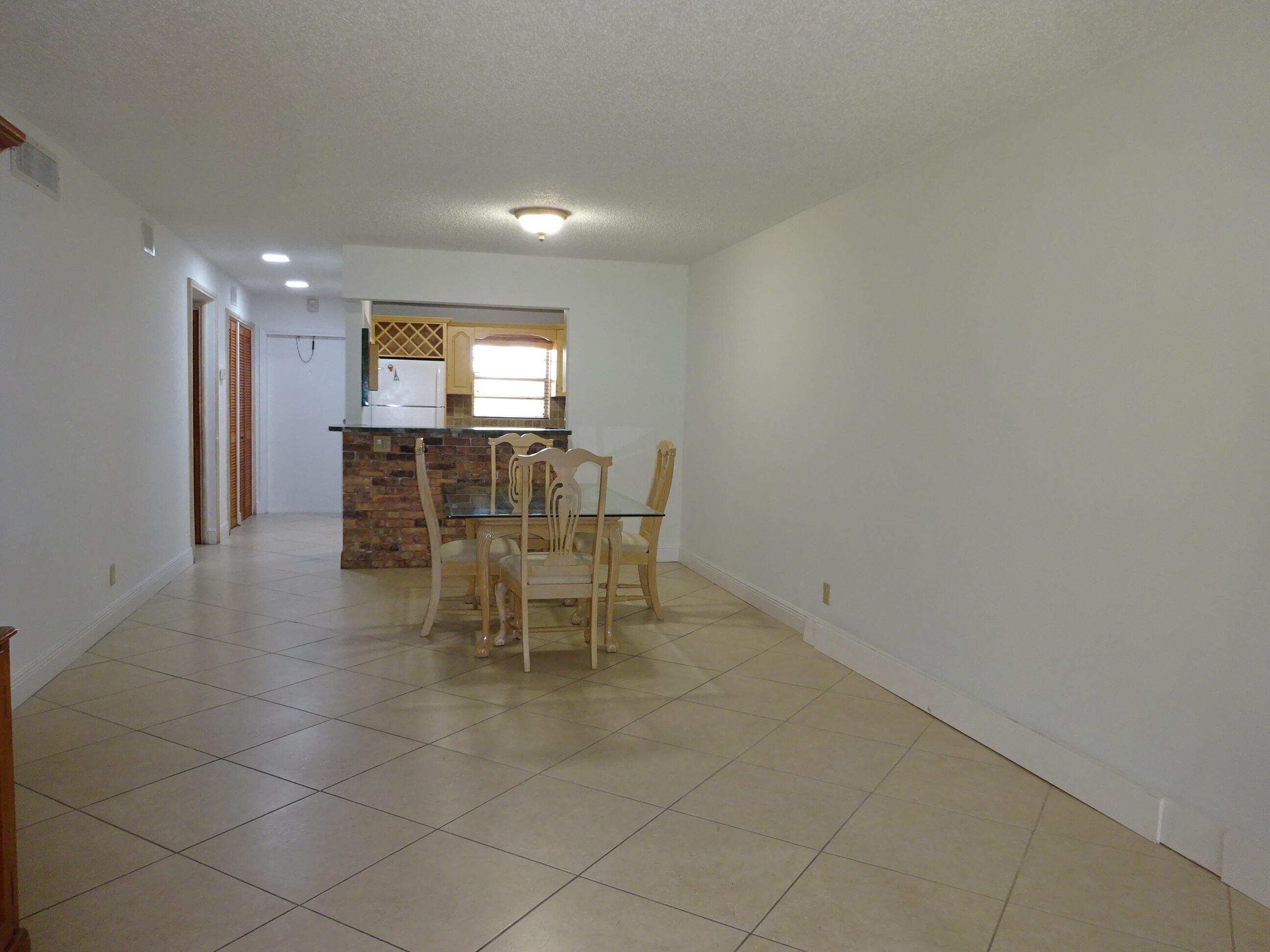 605 S STATE ROAD 7 #2D, Margate FL 33068