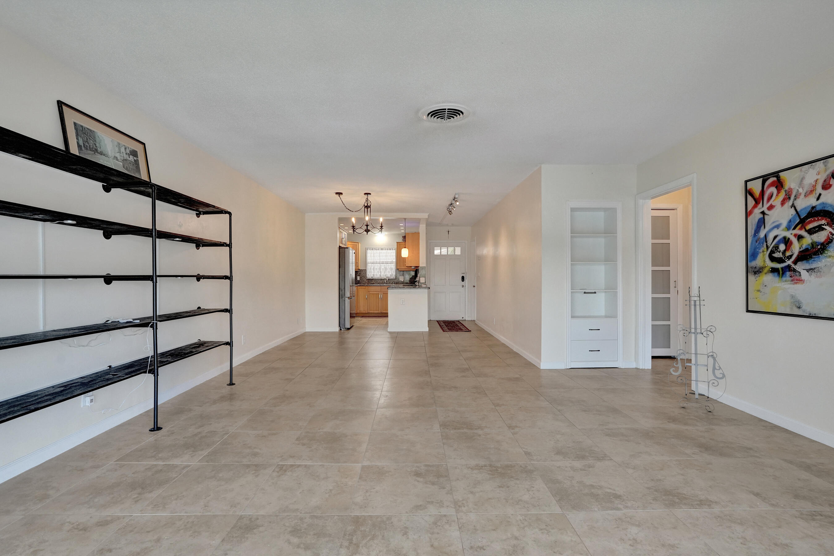 2400 NE 36th #10, Lighthouse Point FL 33064