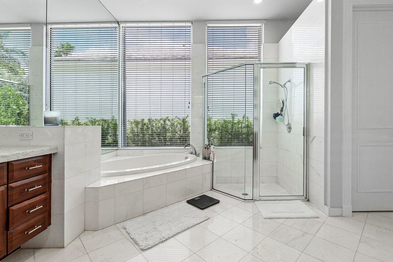 1144 Crystal, Palm Beach Gardens FL 33418