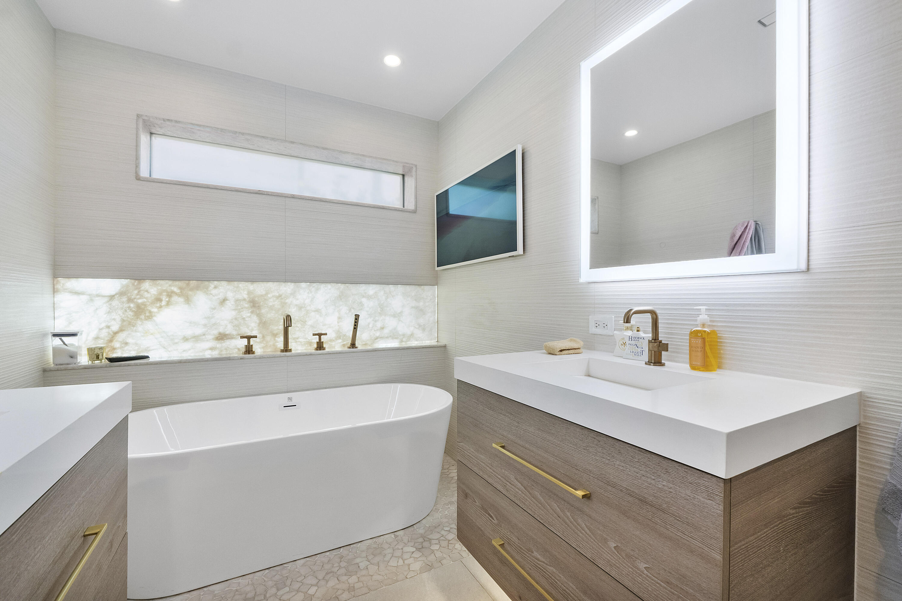 725 NE 36TH, Boca Raton FL 33431
