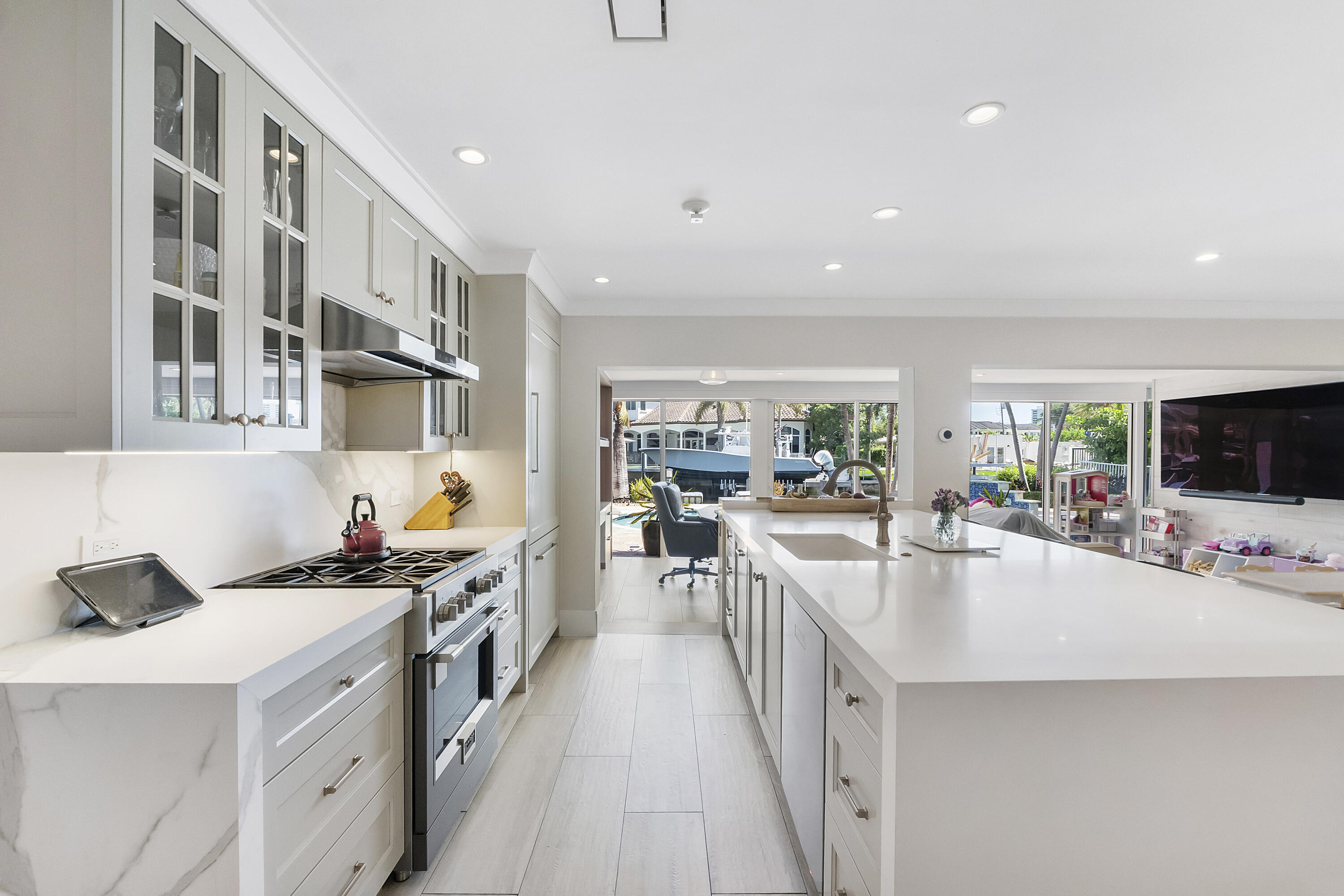 725 NE 36TH, Boca Raton FL 33431