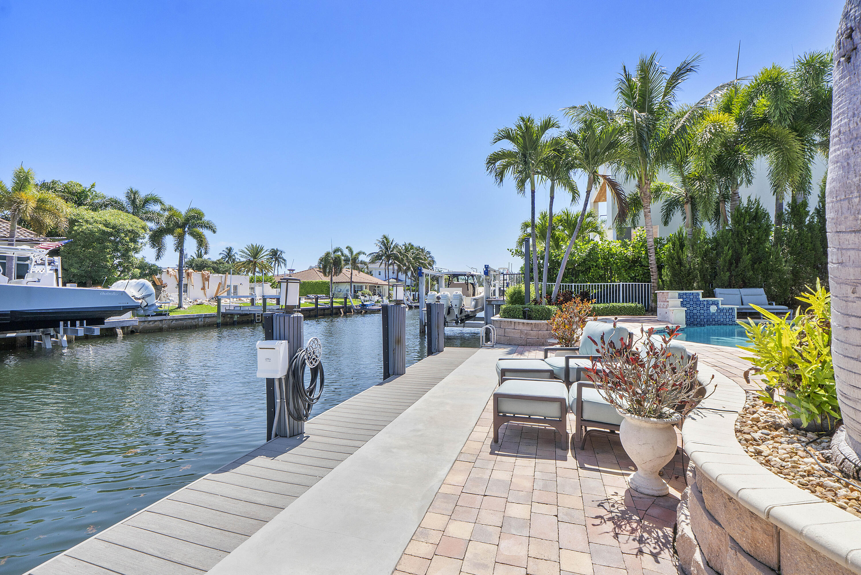 725 NE 36TH, Boca Raton FL 33431