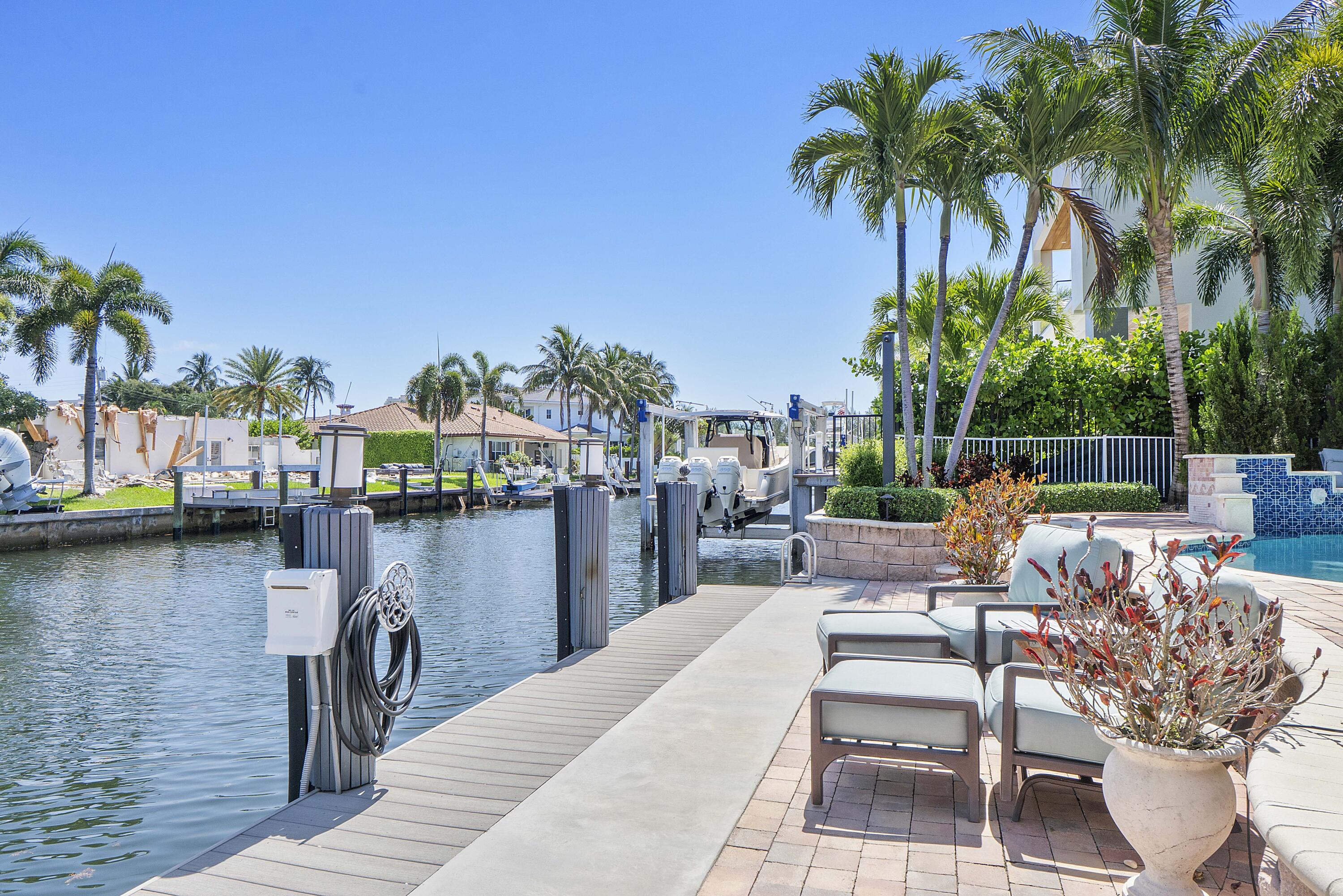 725 NE 36TH, Boca Raton FL 33431