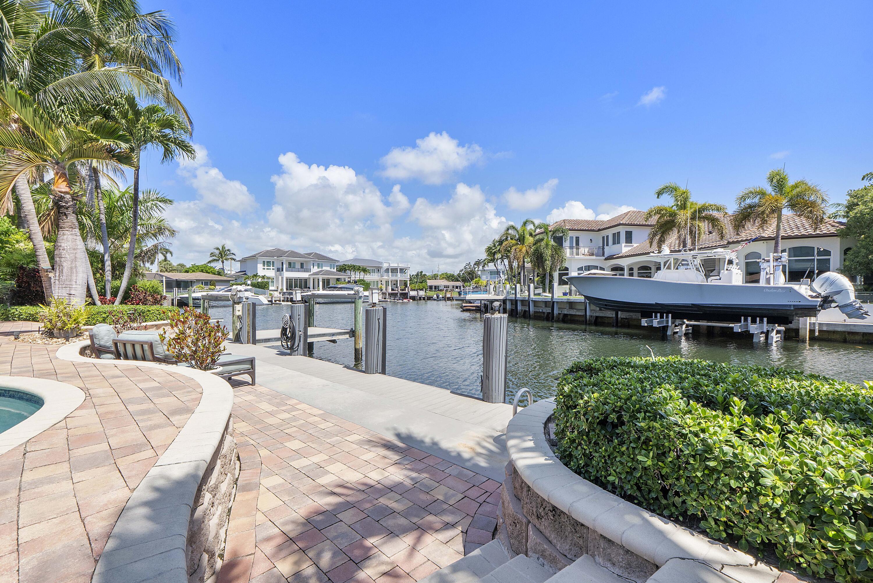 725 NE 36TH, Boca Raton FL 33431