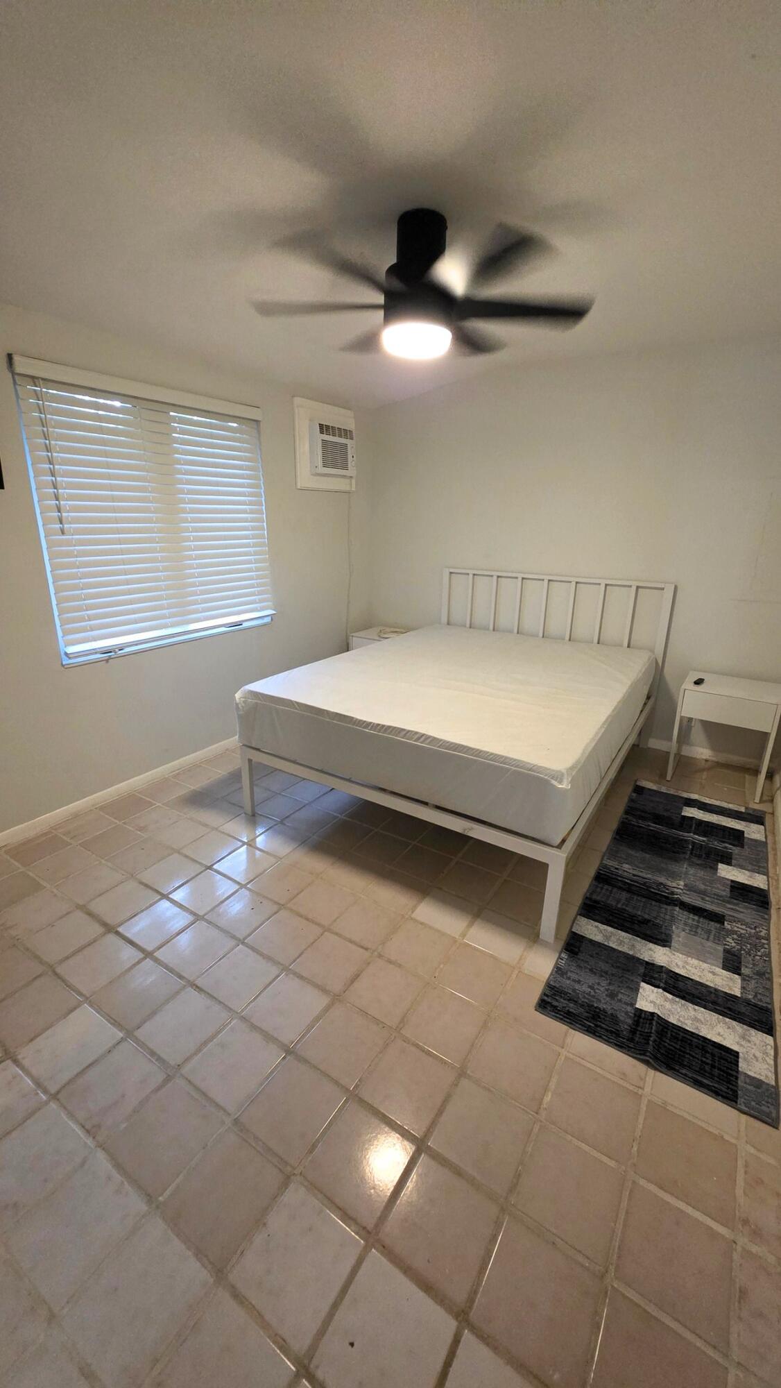 1716 NE 17TH, Fort Lauderdale FL 33305