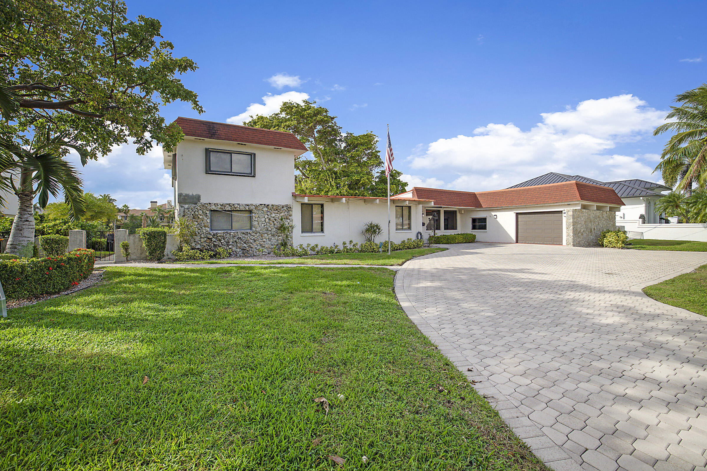 1901 N Riverside #Apt 1, Pompano Beach FL 33062