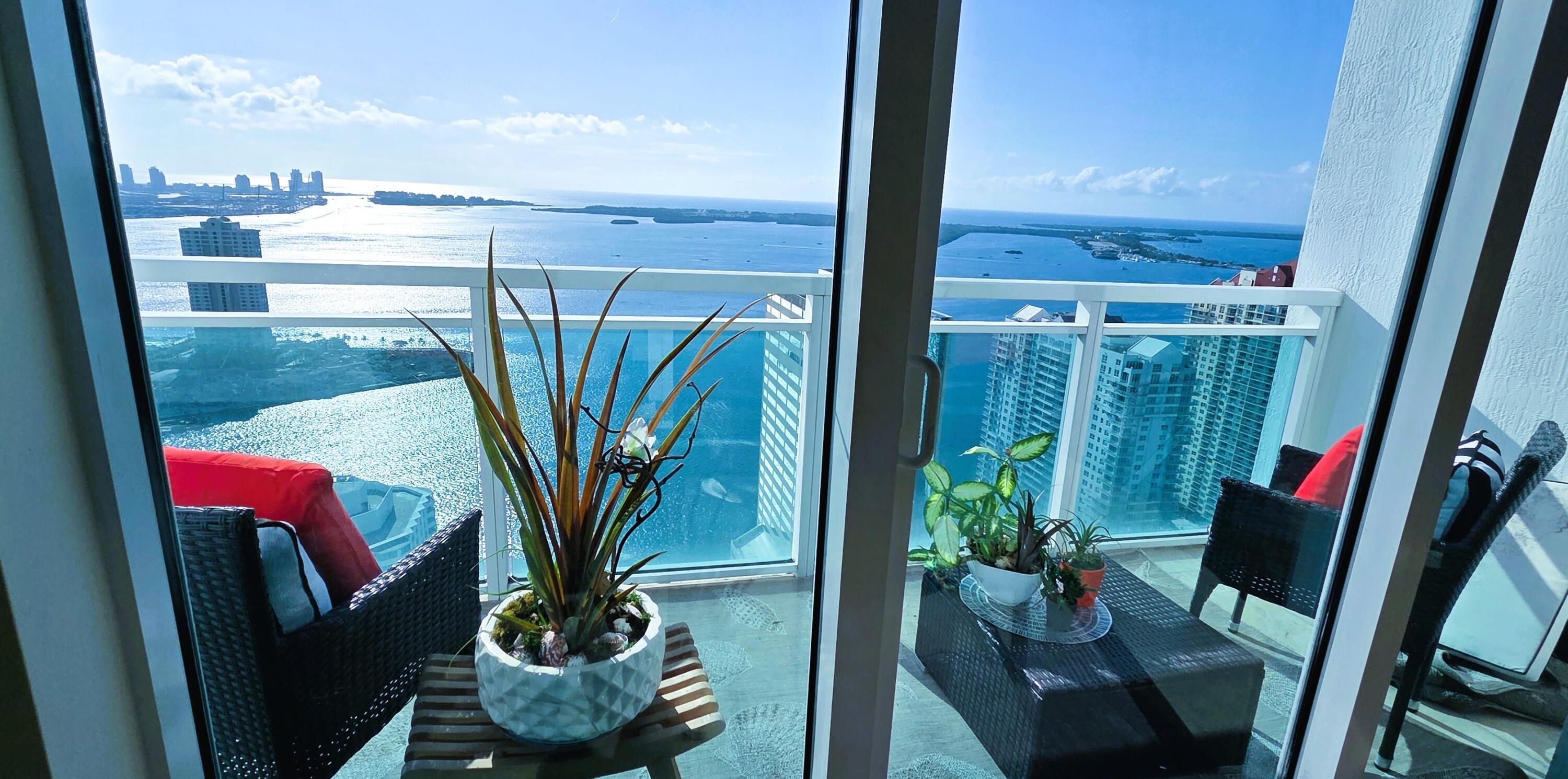 951 Brickell #4308, Miami FL 33131