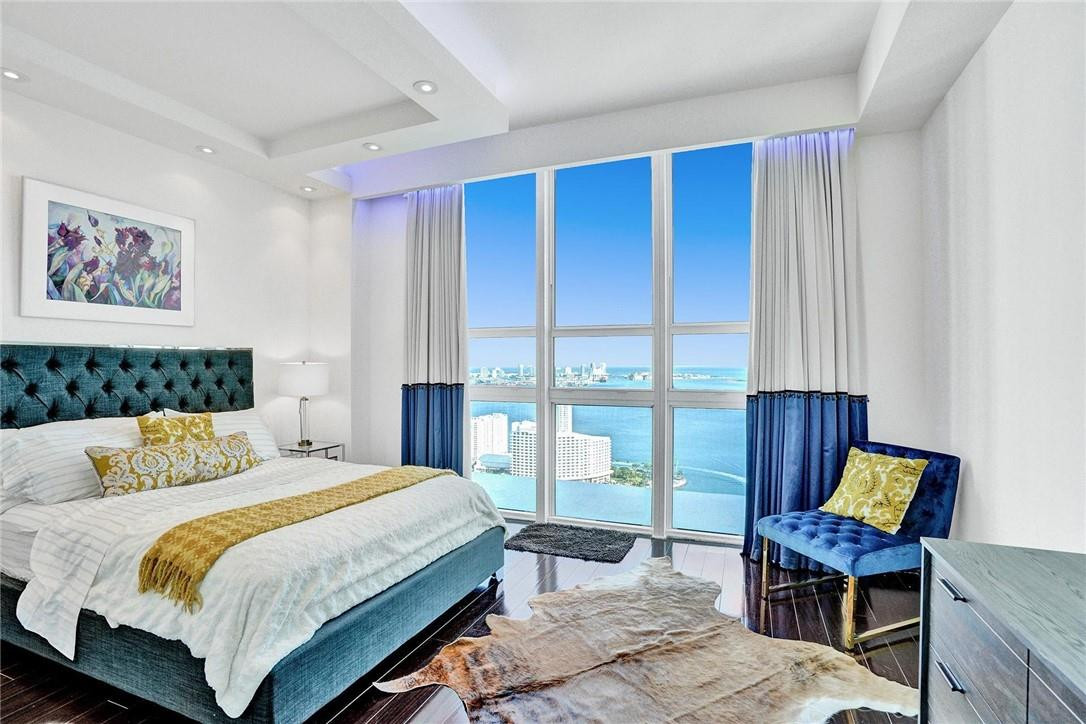 951 Brickell #4308, Miami FL 33131