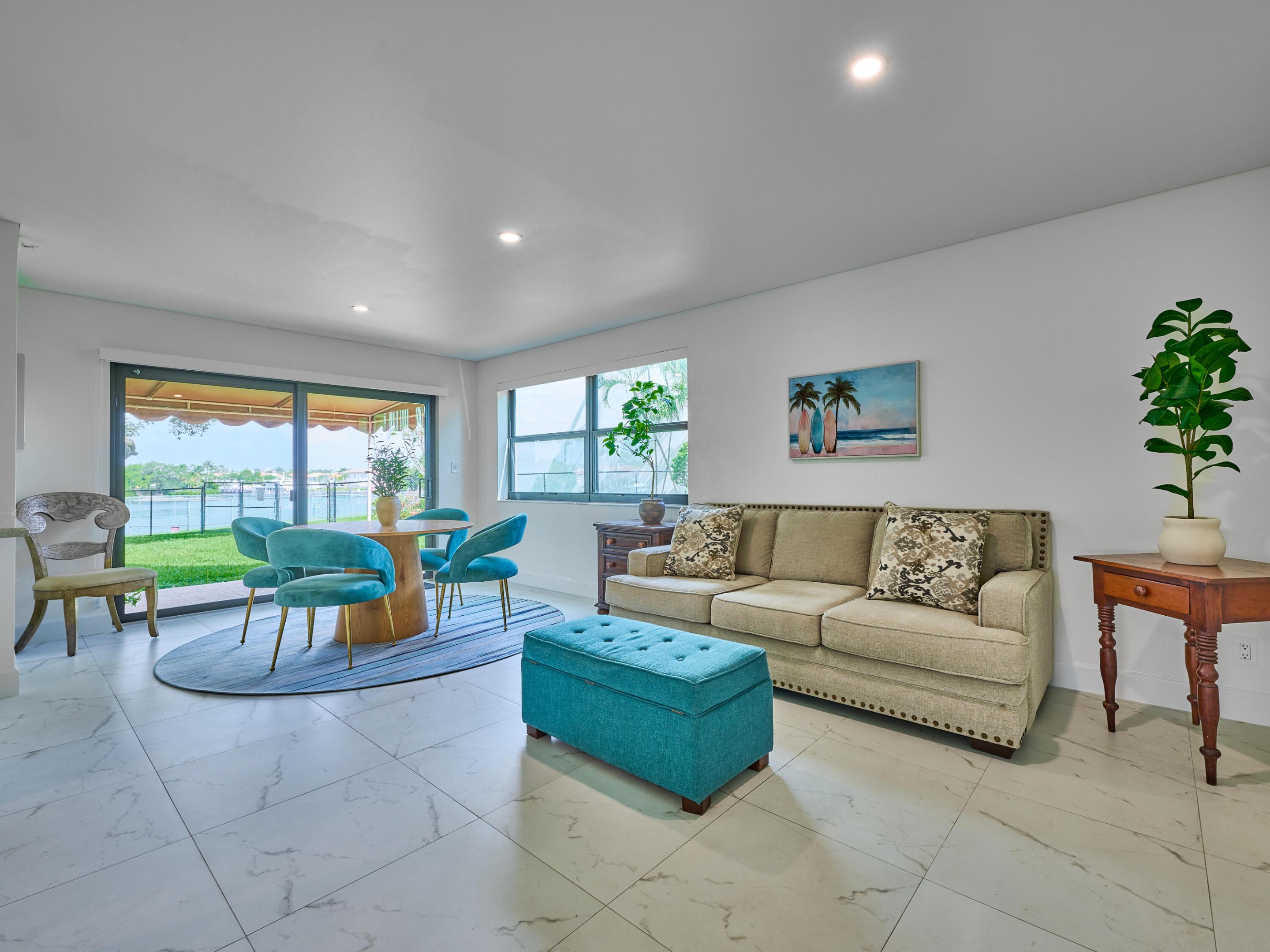 374 Golfview #106, North Palm Beach FL 33408