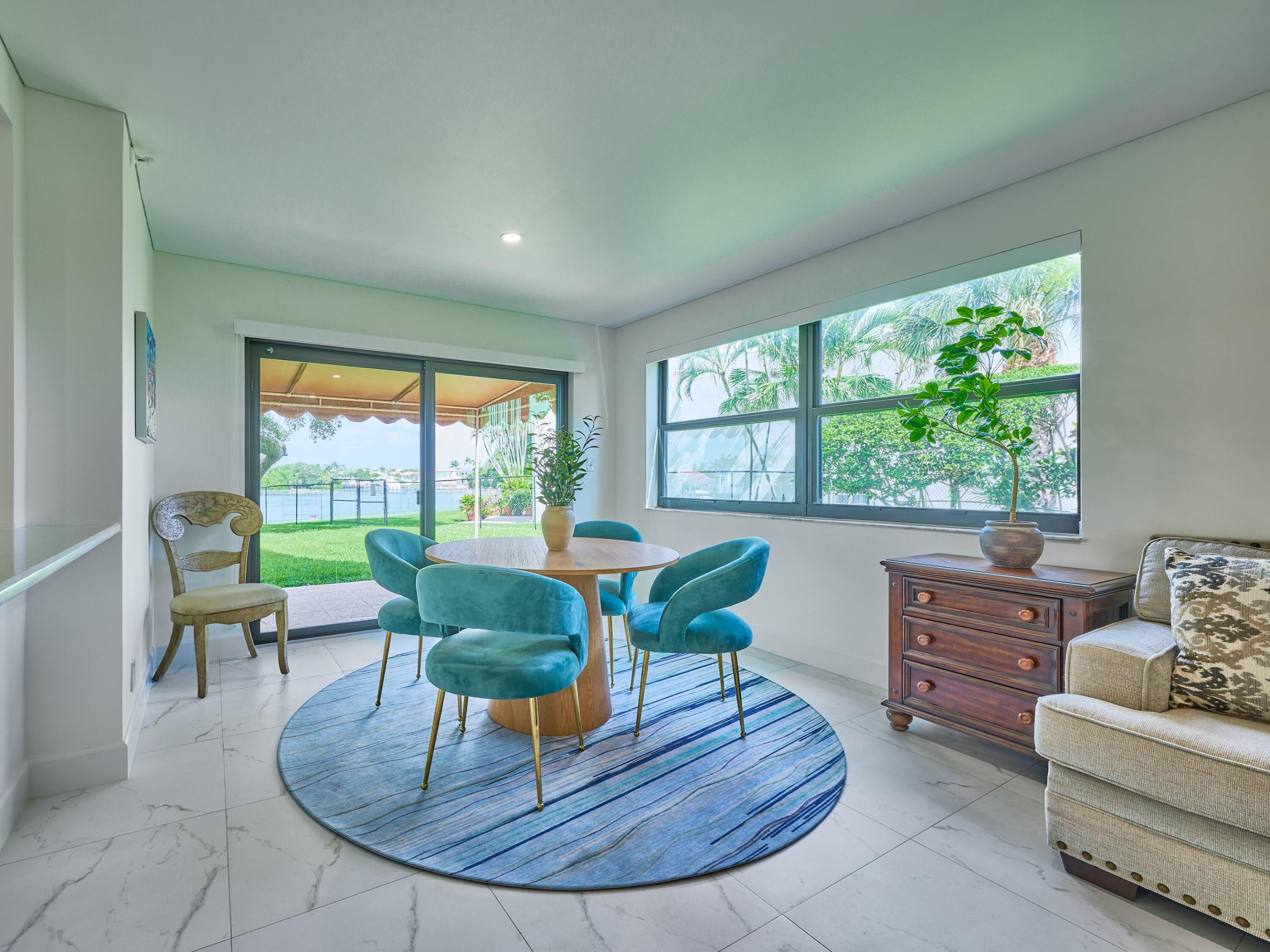 374 Golfview #106, North Palm Beach FL 33408