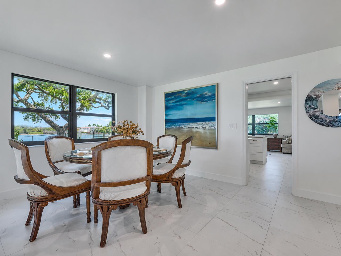 374 Golfview #106, North Palm Beach FL 33408