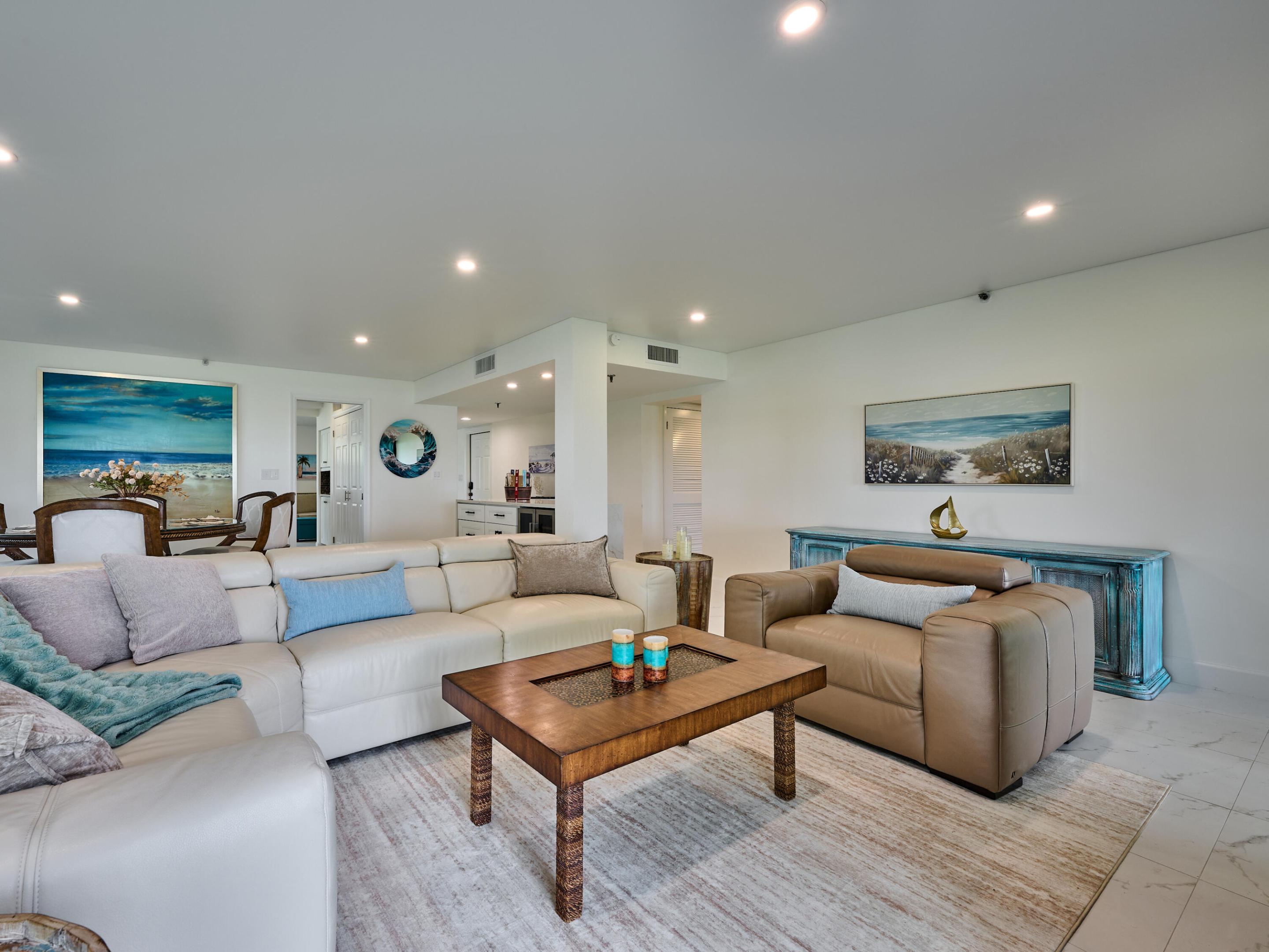 374 Golfview #106, North Palm Beach FL 33408