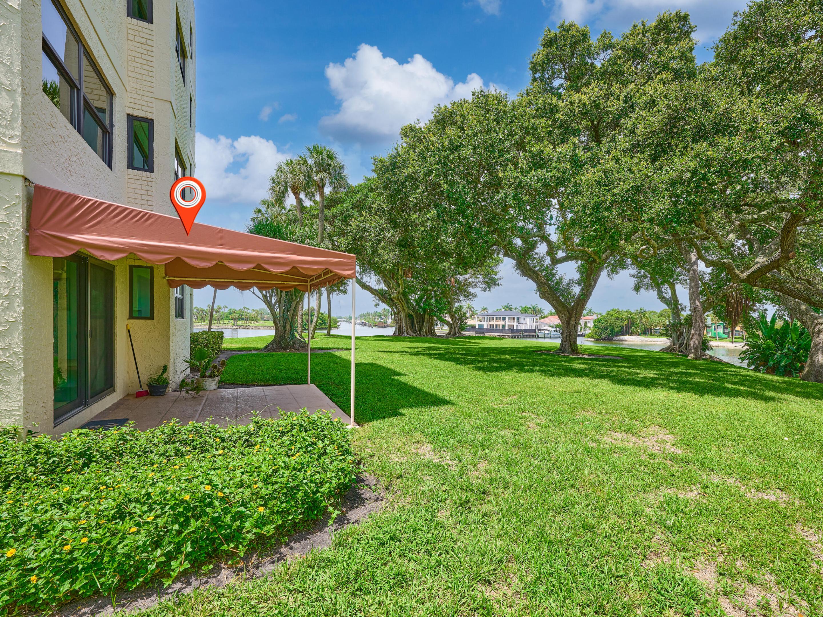 374 Golfview #106, North Palm Beach FL 33408
