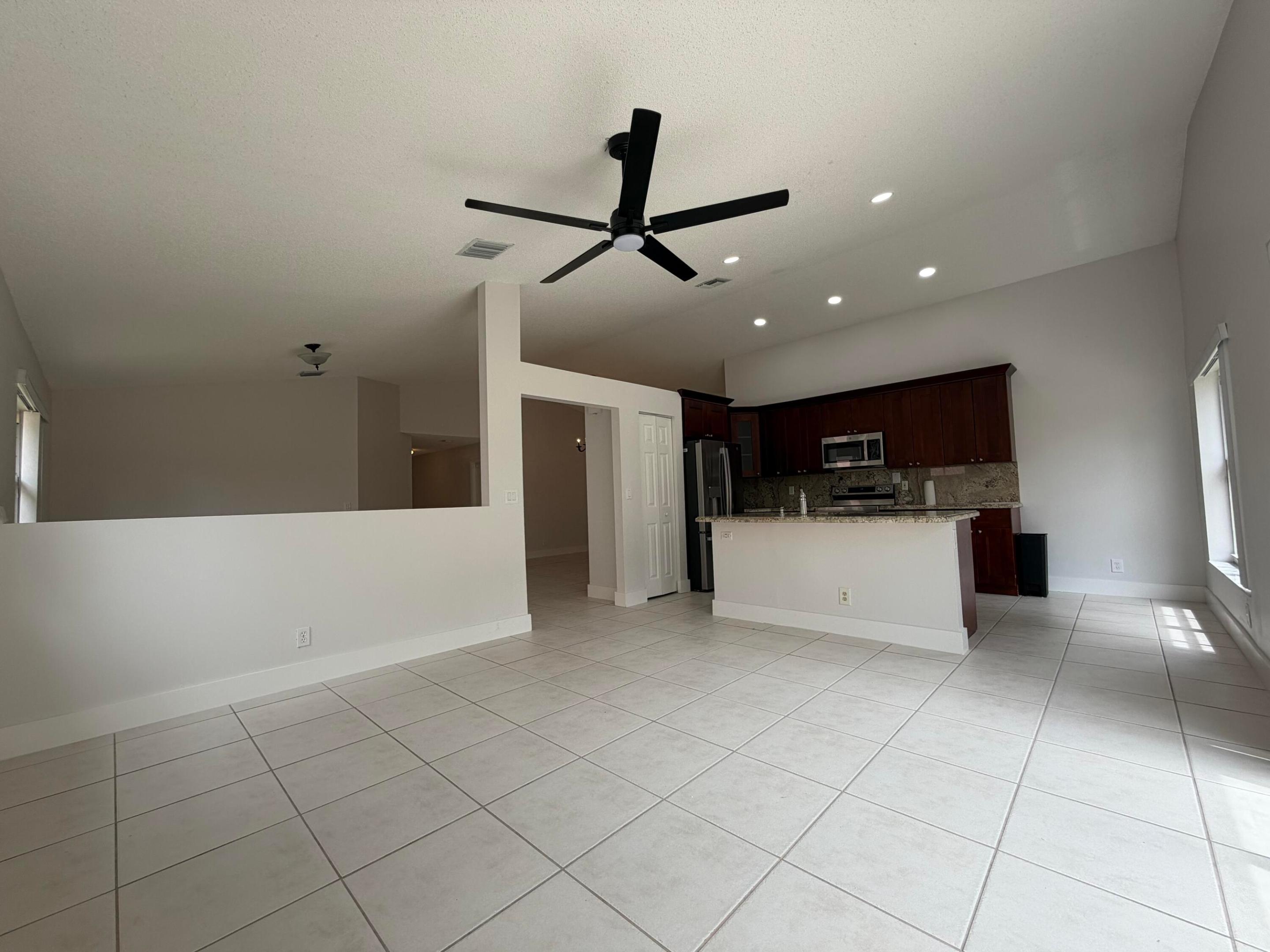 3386 Treasure, Margate FL 33063