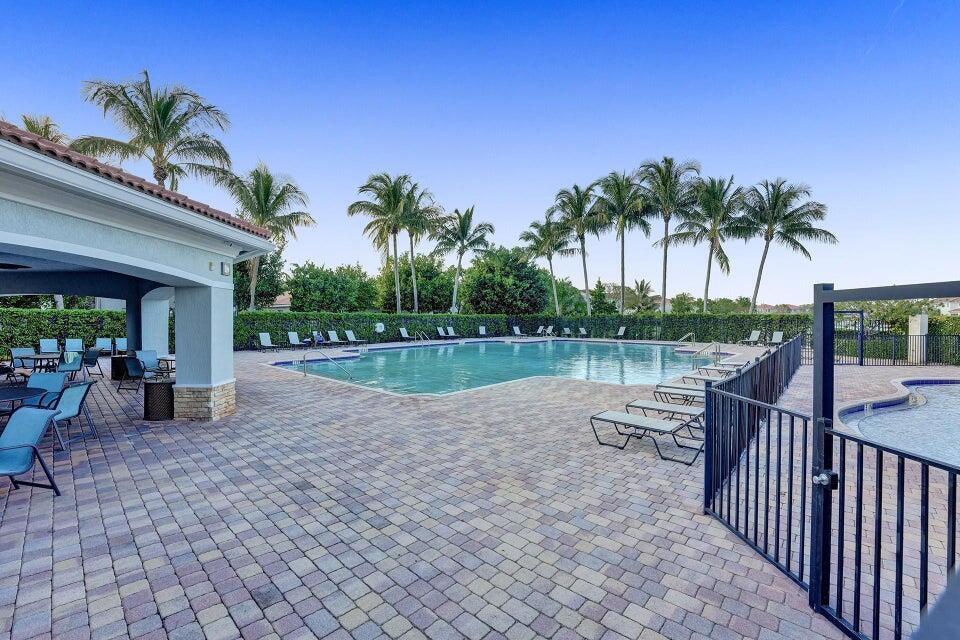 2336 Center Stone, Riviera Beach FL 33404