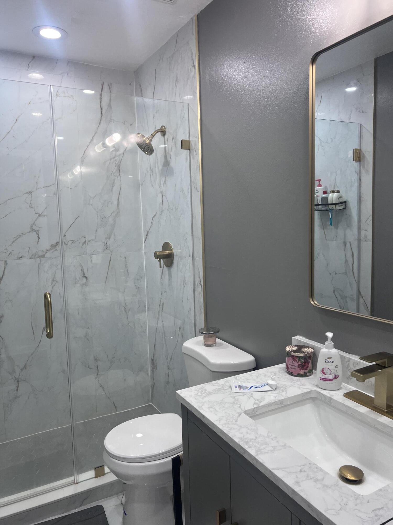 2336 Center Stone, Riviera Beach FL 33404