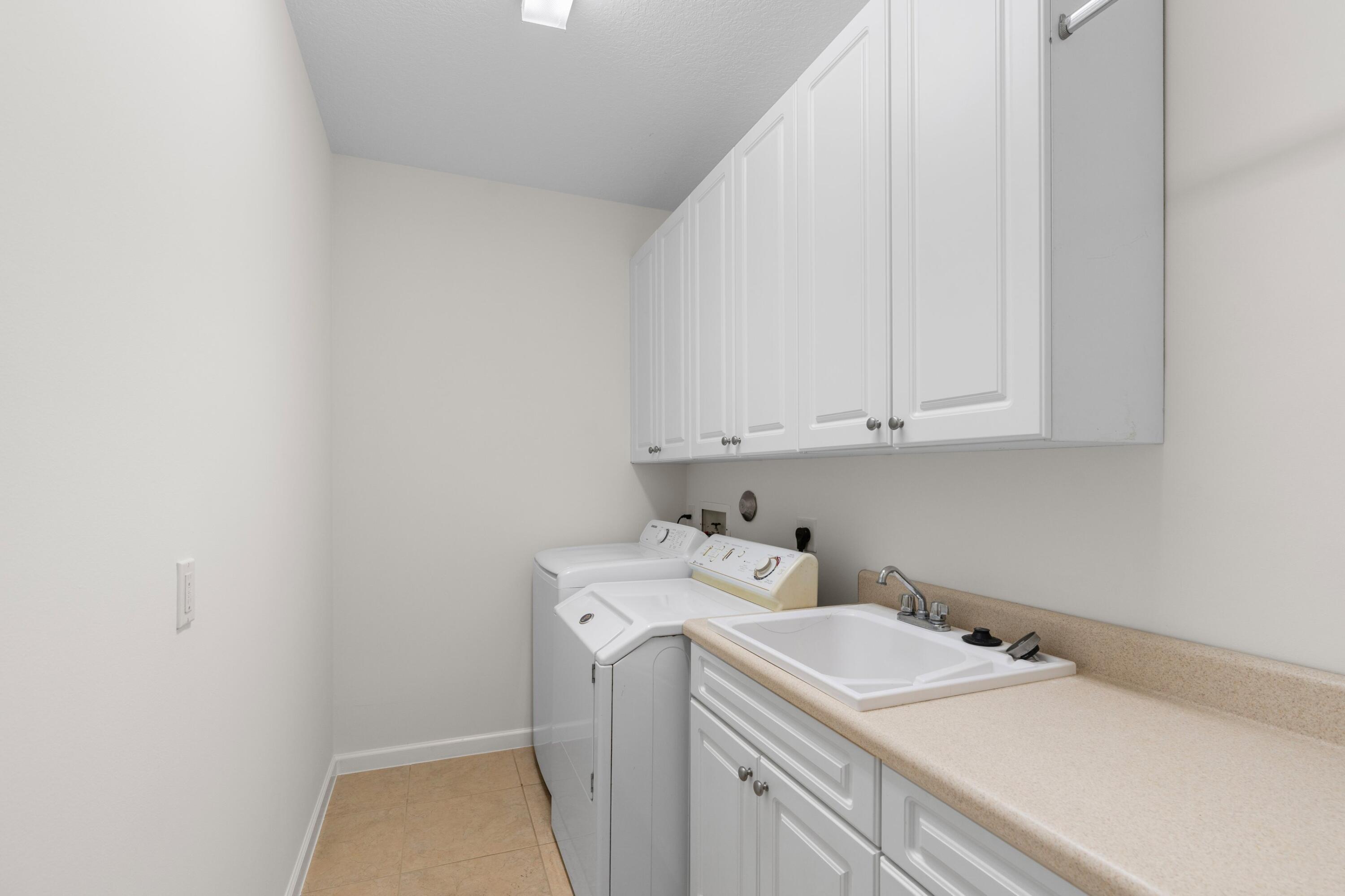 2643 Arbor, Royal Palm Beach FL 33411