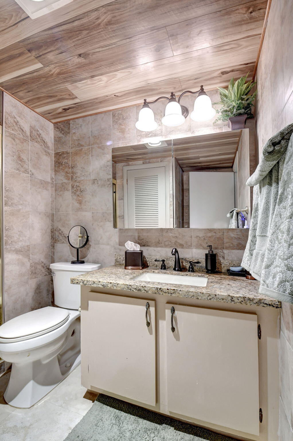 21214 Lago #8b, Boca Raton FL 33433