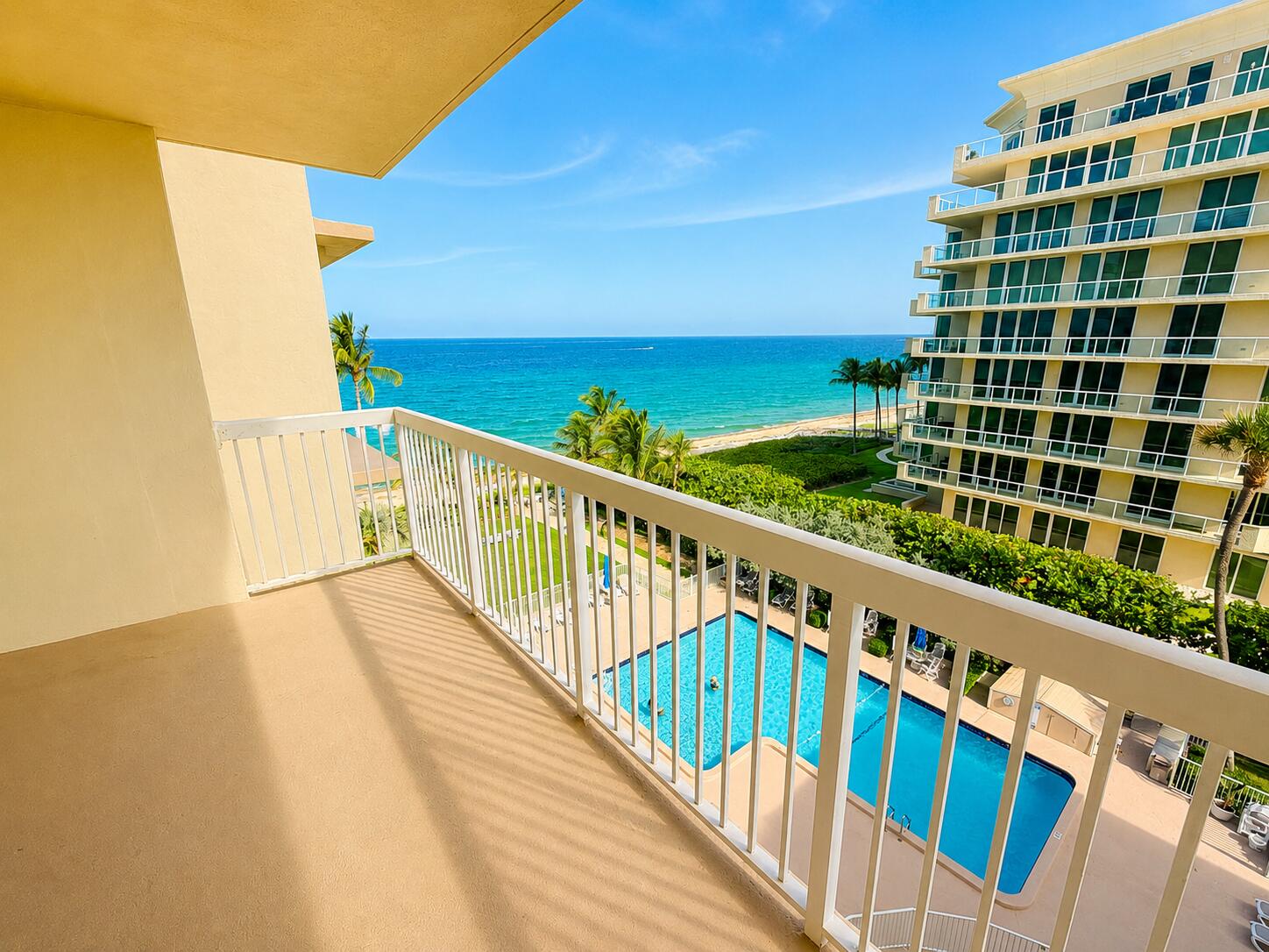 1069 HILLSBORO MILE #603, Hillsboro Beach FL 33062