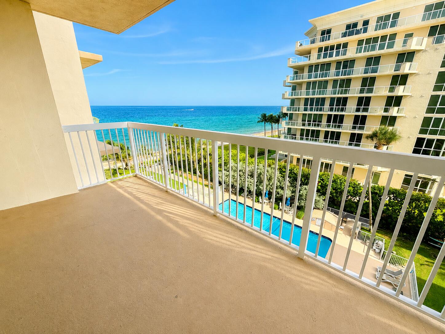 1069 HILLSBORO MILE #603, Hillsboro Beach FL 33062