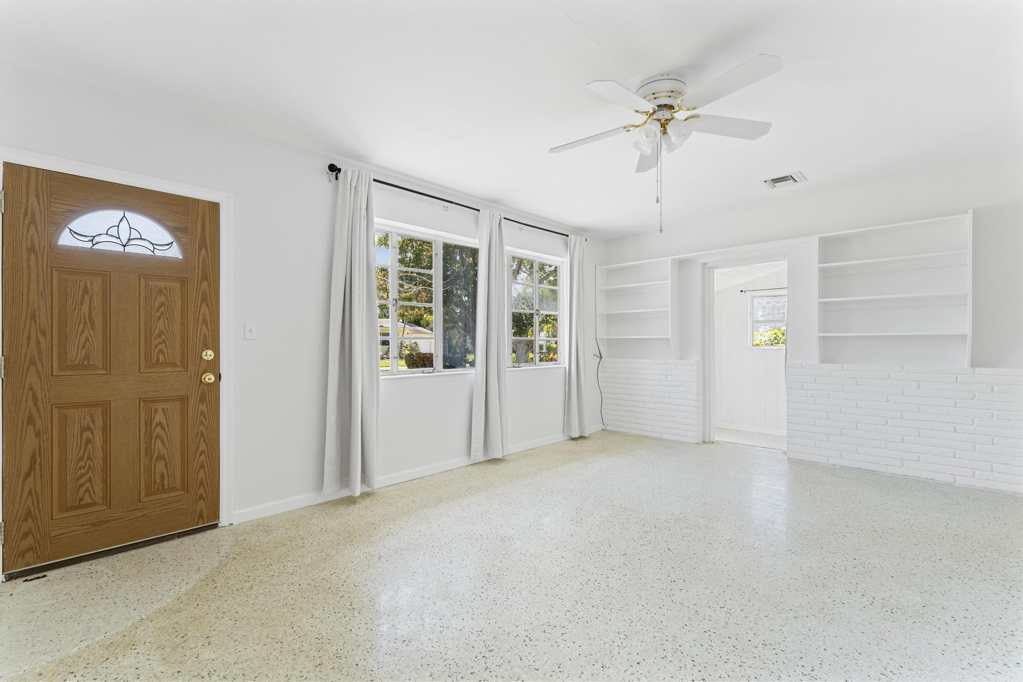 331 Winters, West Palm Beach FL 33405