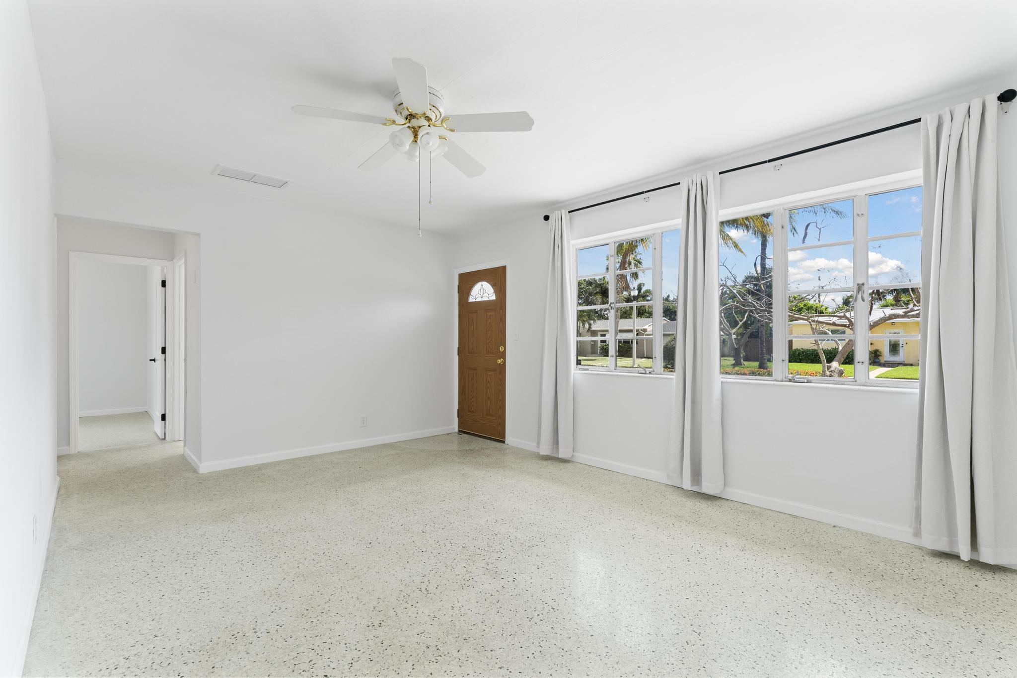 331 Winters, West Palm Beach FL 33405