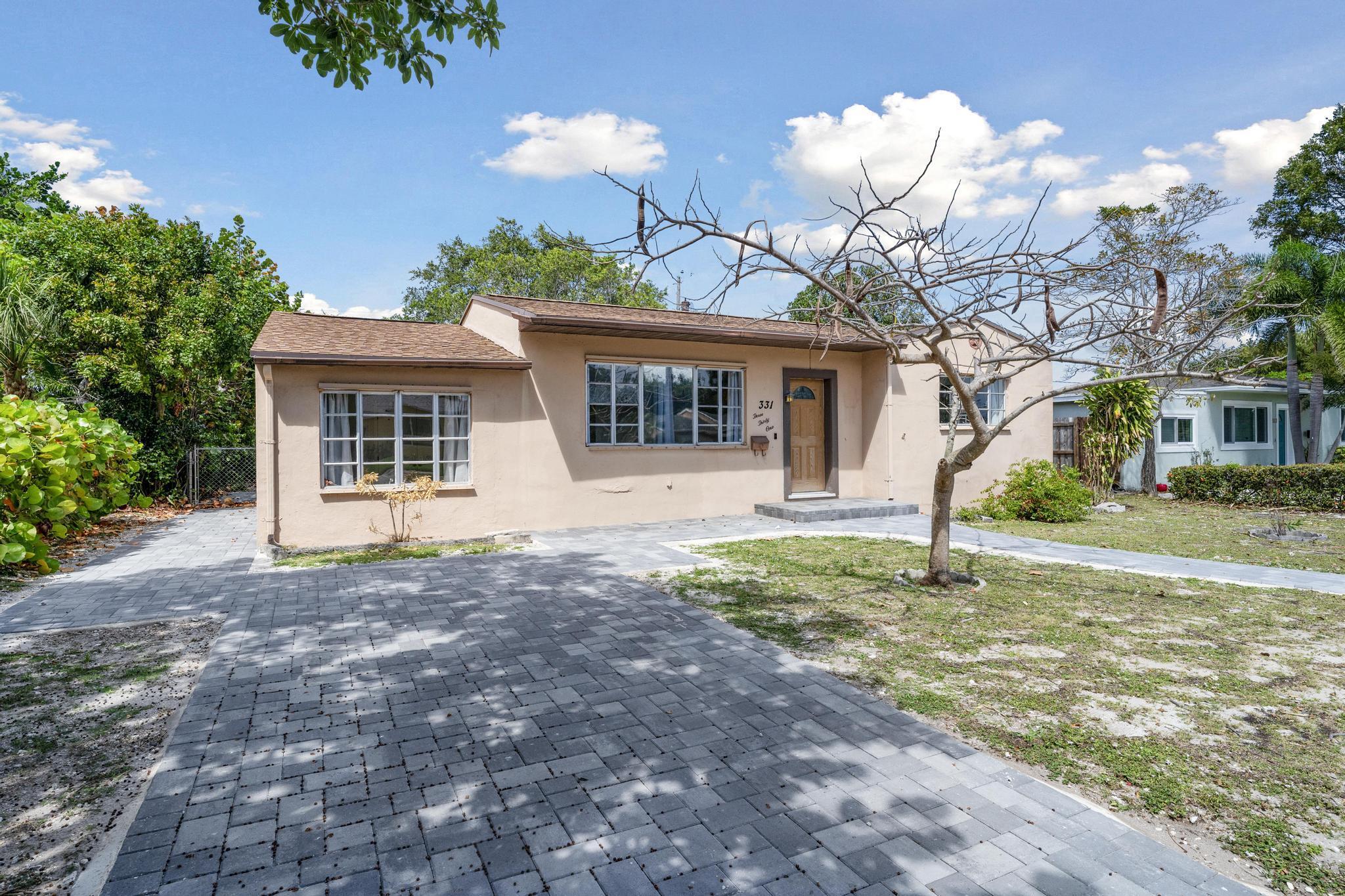 331 Winters, West Palm Beach FL 33405