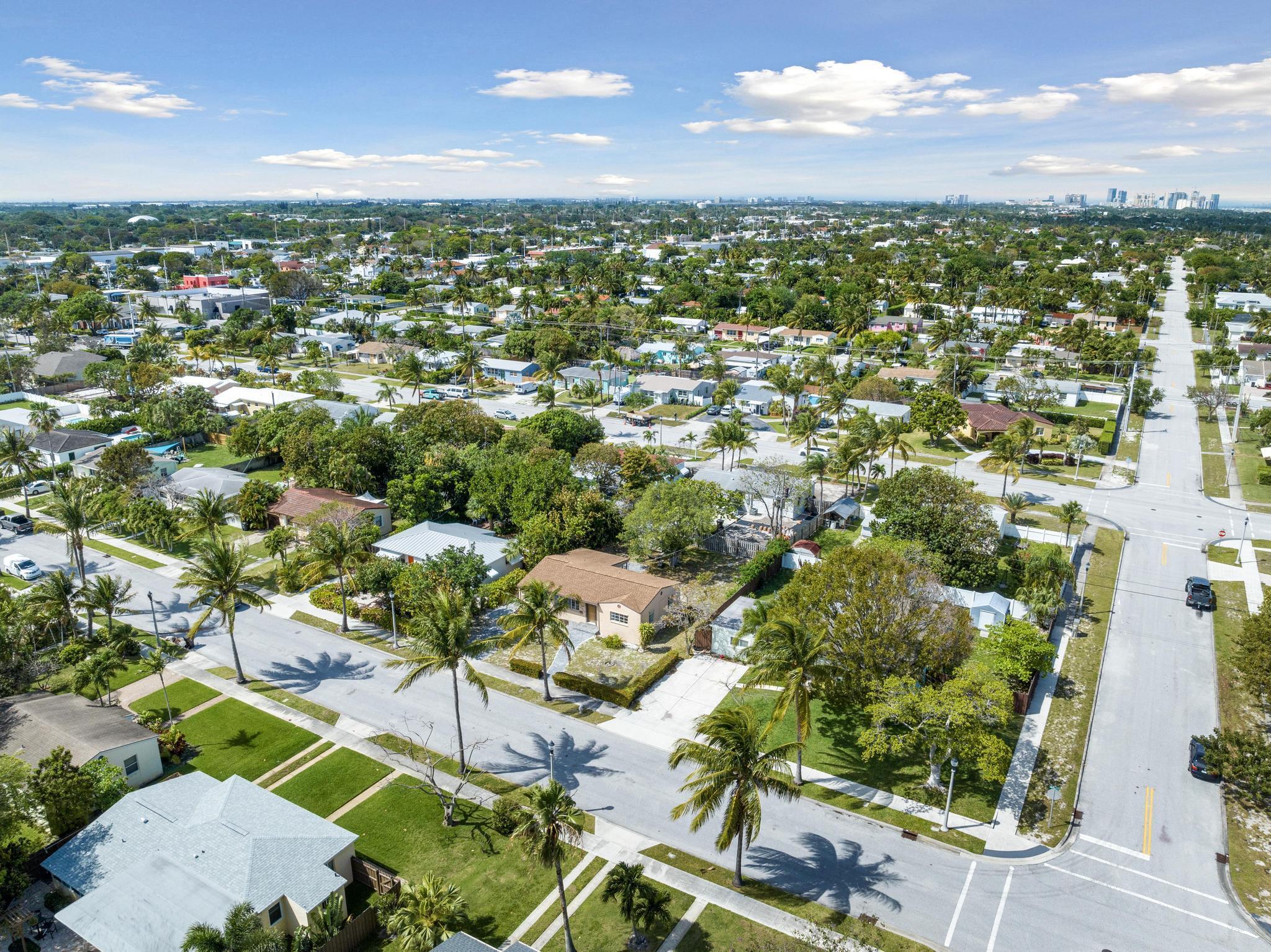 331 Winters, West Palm Beach FL 33405