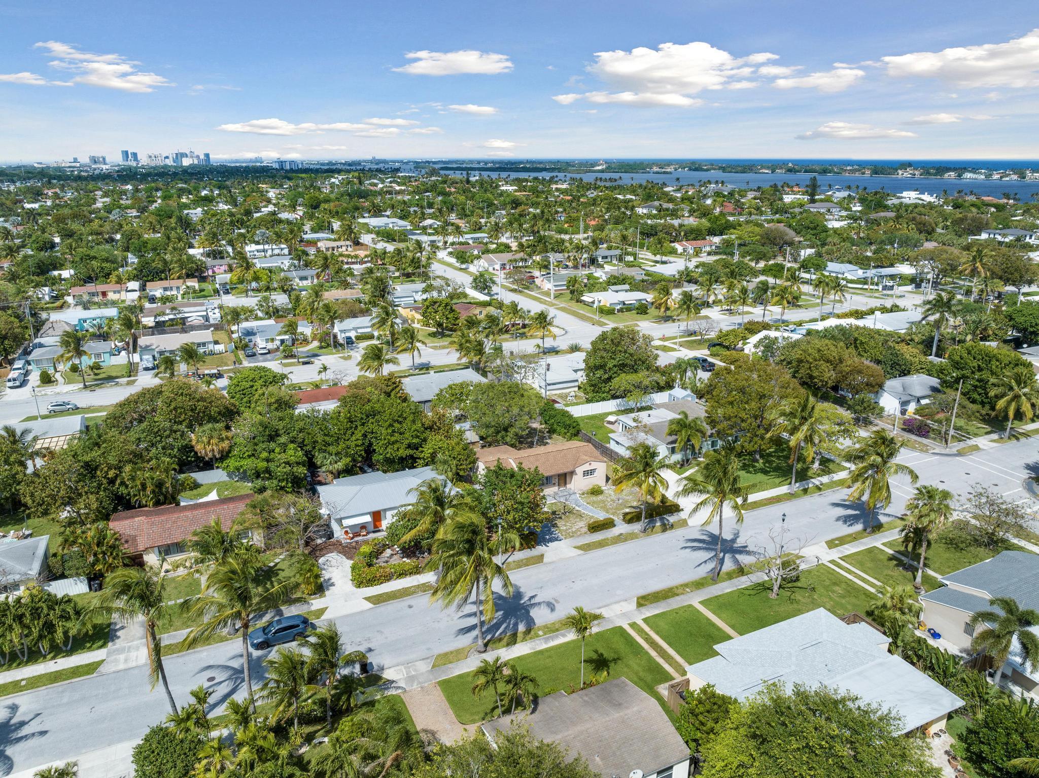 331 Winters, West Palm Beach FL 33405