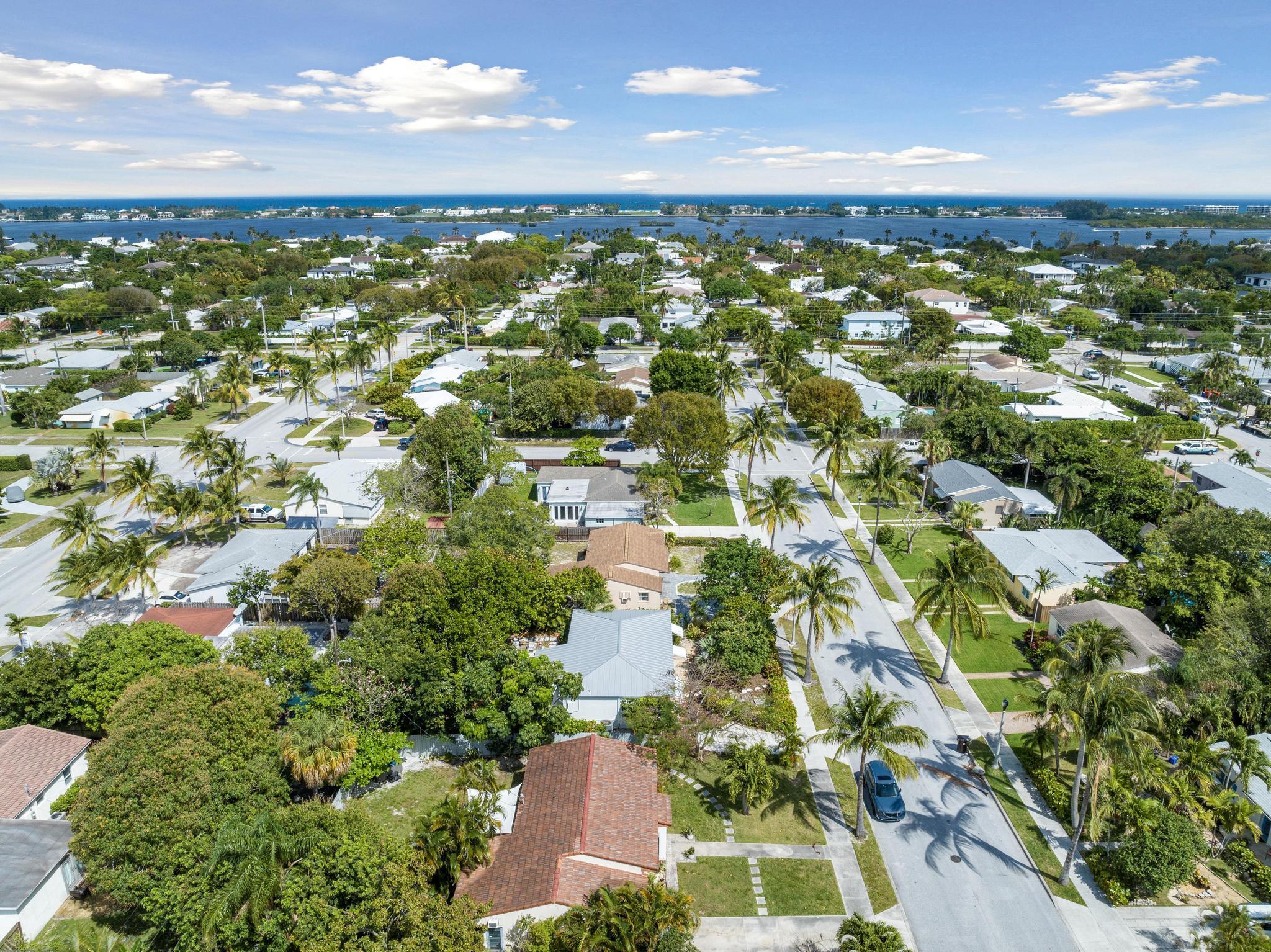 331 Winters, West Palm Beach FL 33405