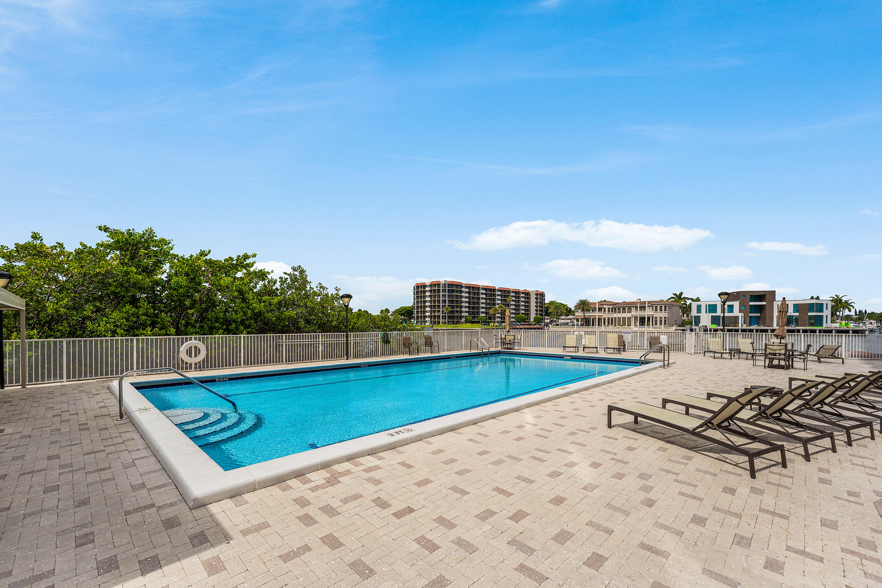 3908 S OCEAN #T-1, Highland Beach FL 33487