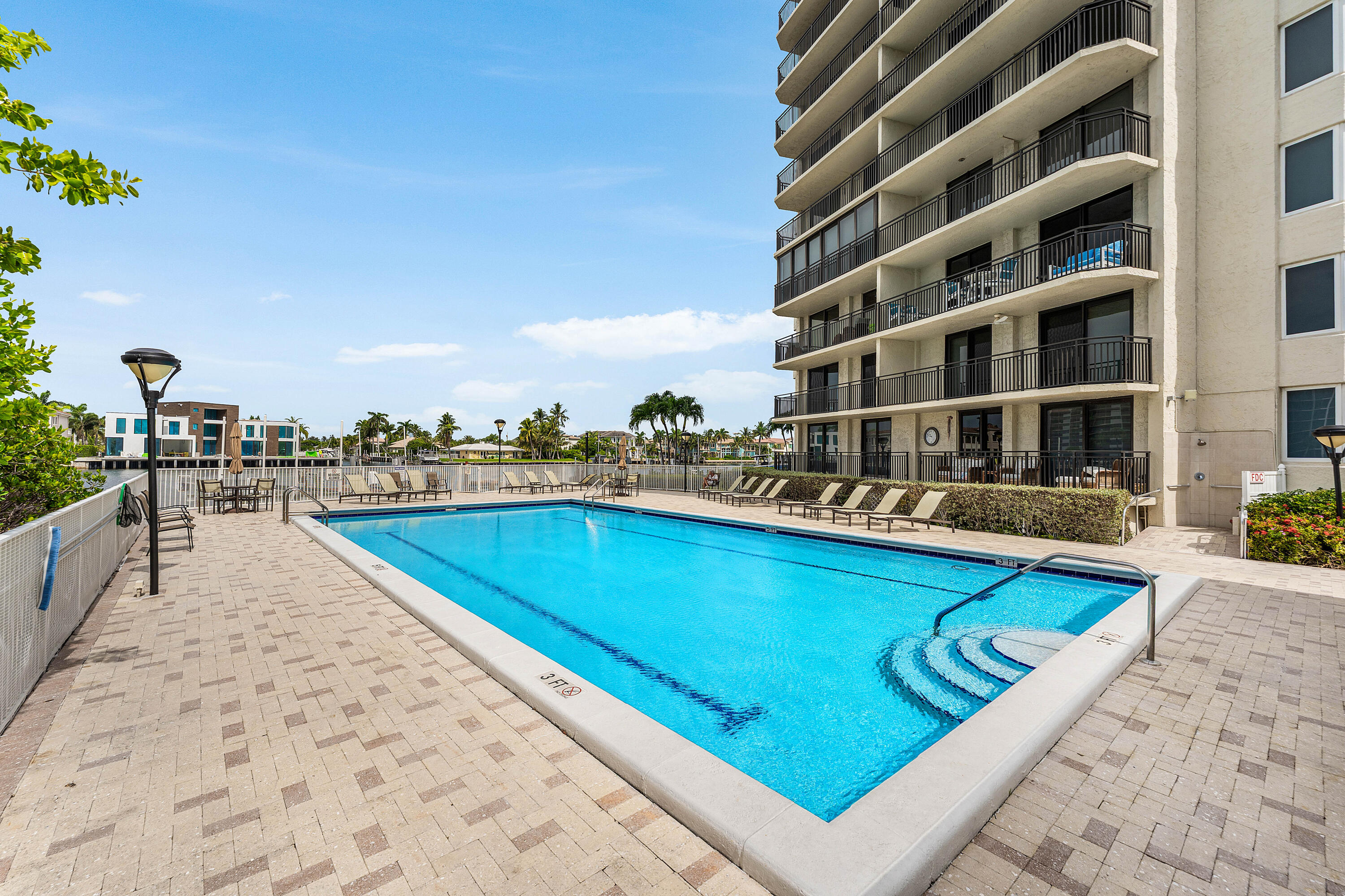 3908 S OCEAN #T-1, Highland Beach FL 33487