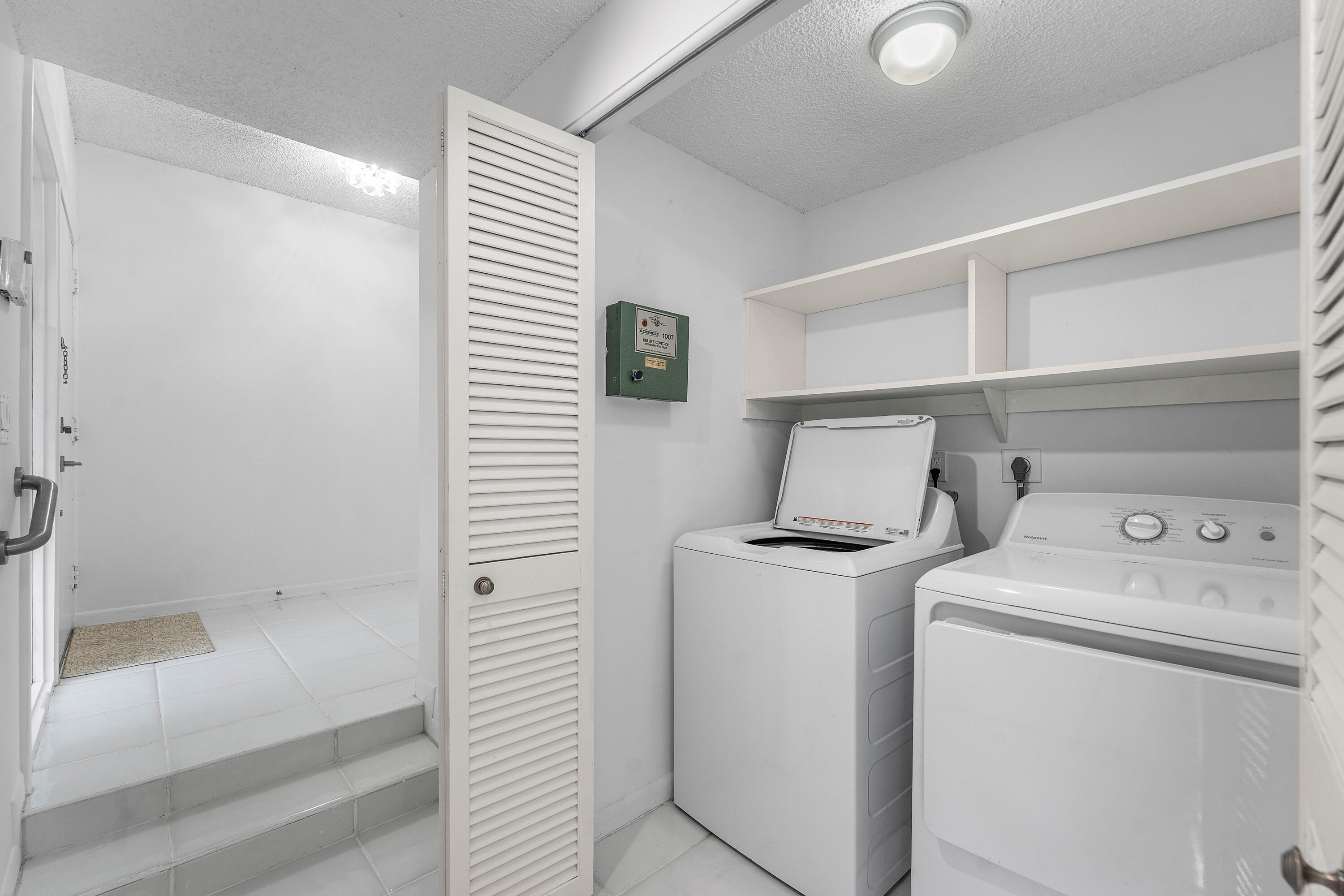 3908 S OCEAN #T-1, Highland Beach FL 33487