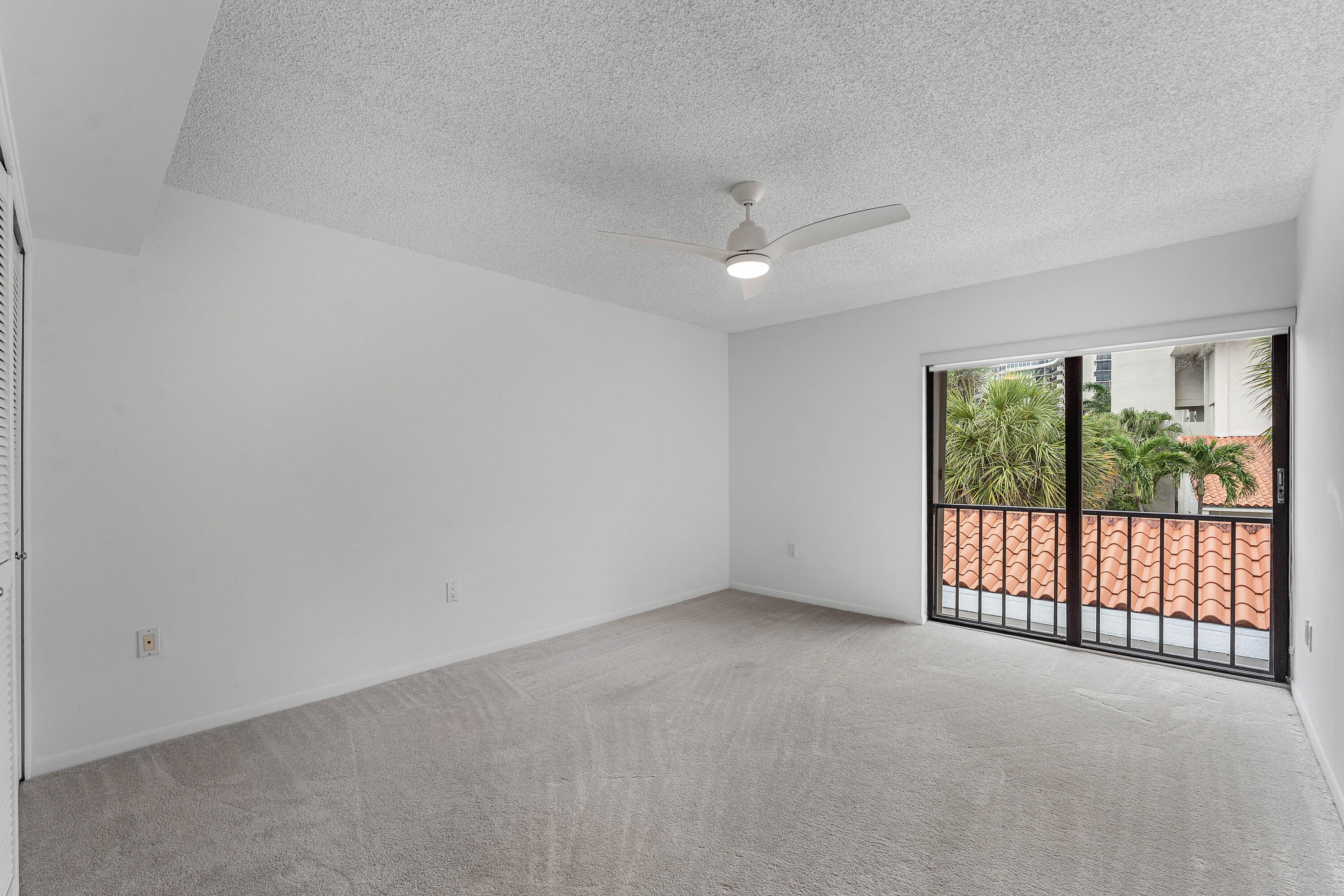 3908 S OCEAN #T-1, Highland Beach FL 33487