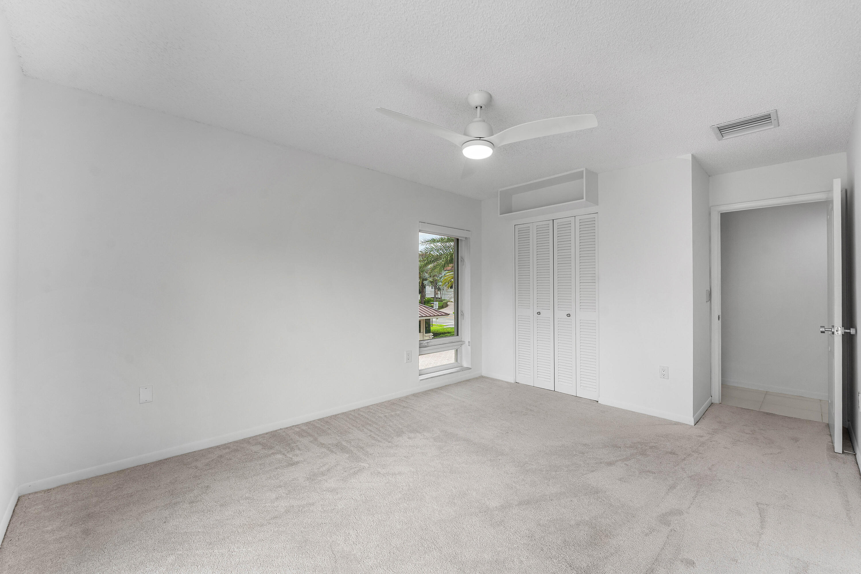 3908 S OCEAN #T-1, Highland Beach FL 33487