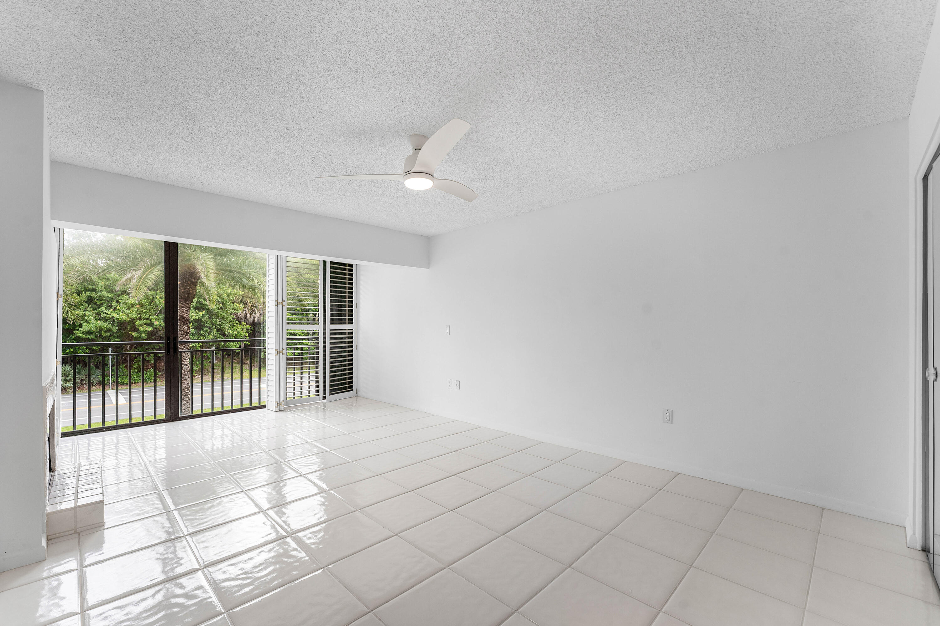 3908 S OCEAN #T-1, Highland Beach FL 33487