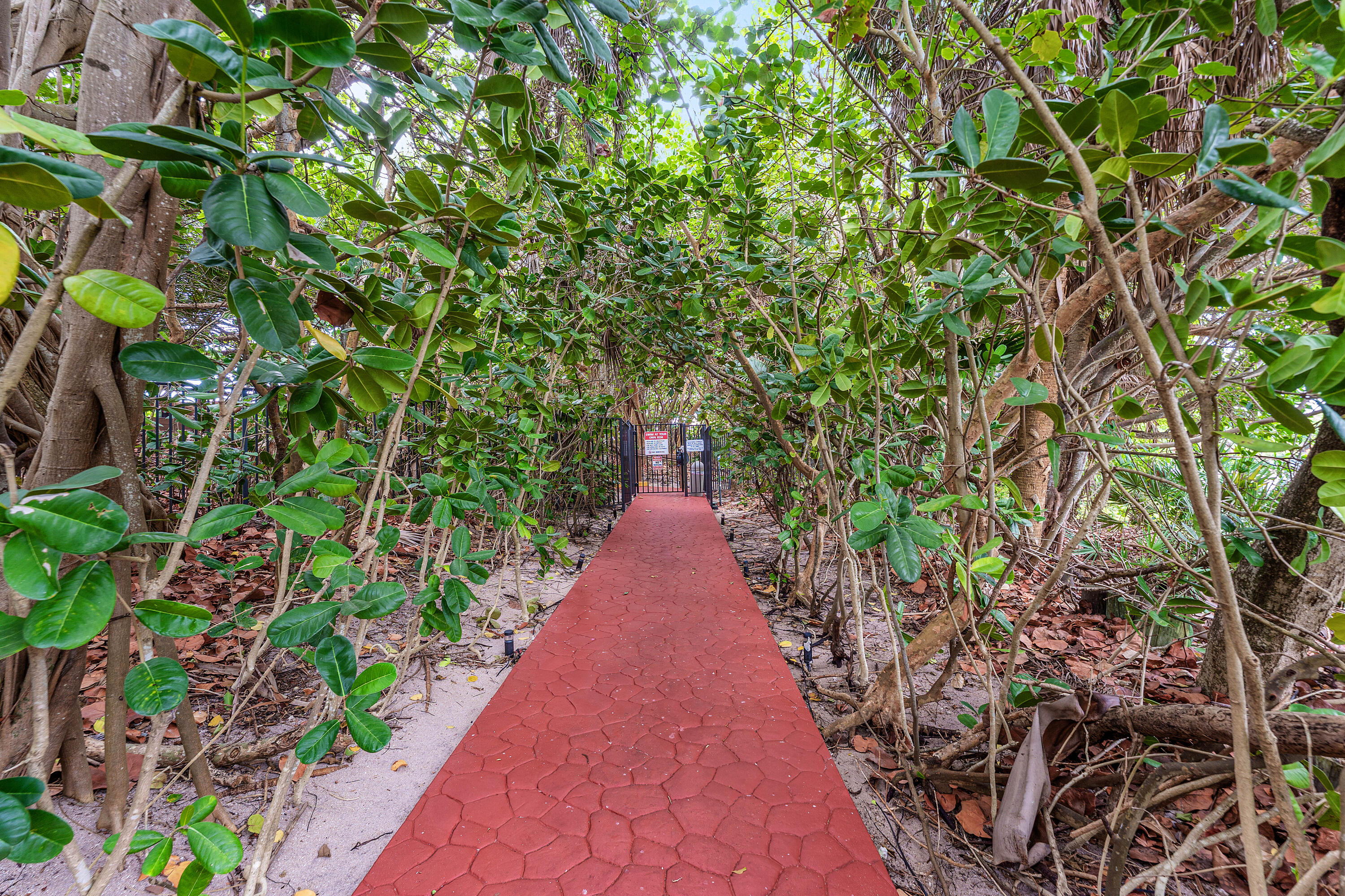 3908 S OCEAN #T-1, Highland Beach FL 33487