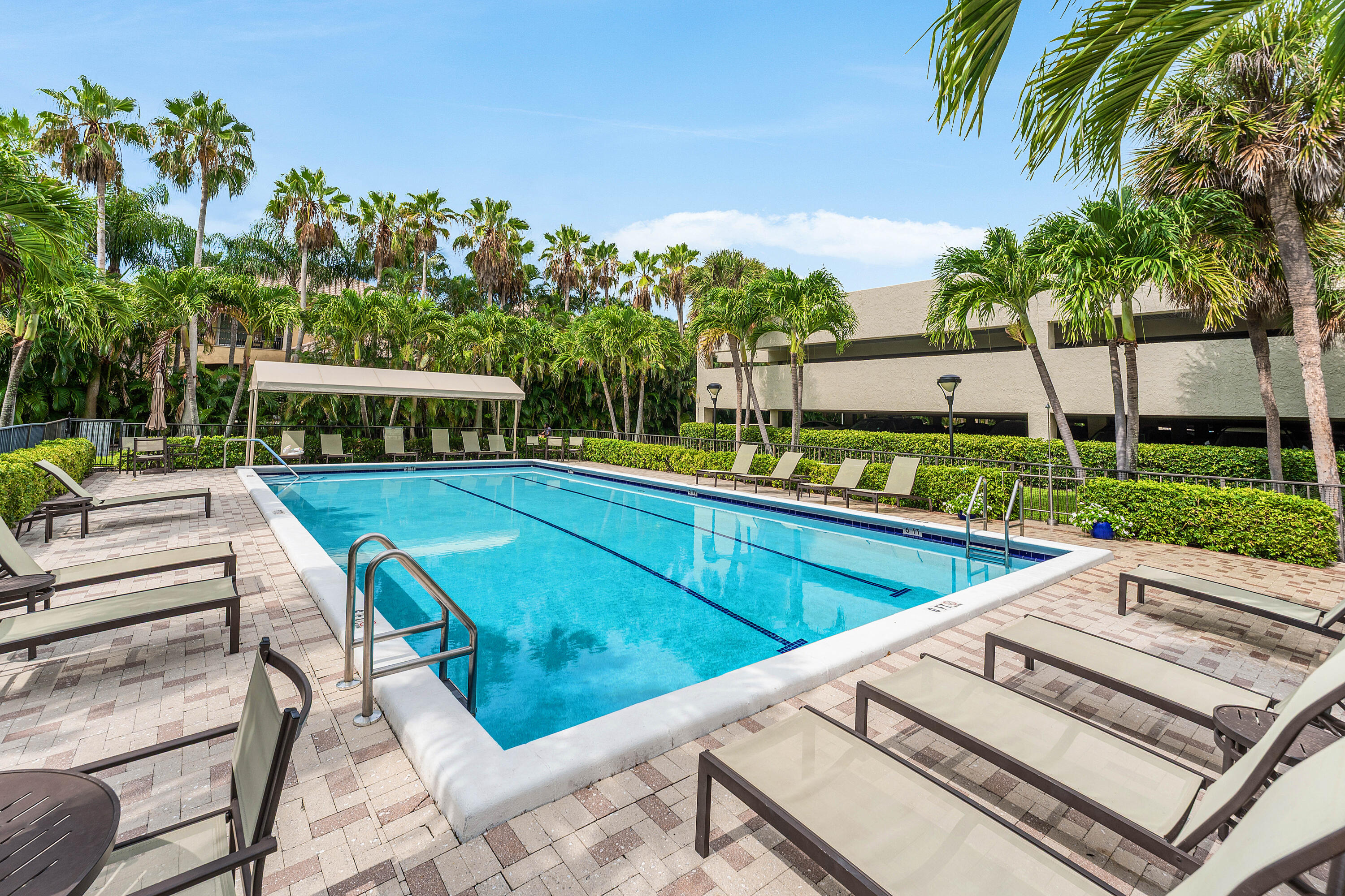 3908 S OCEAN #T-1, Highland Beach FL 33487