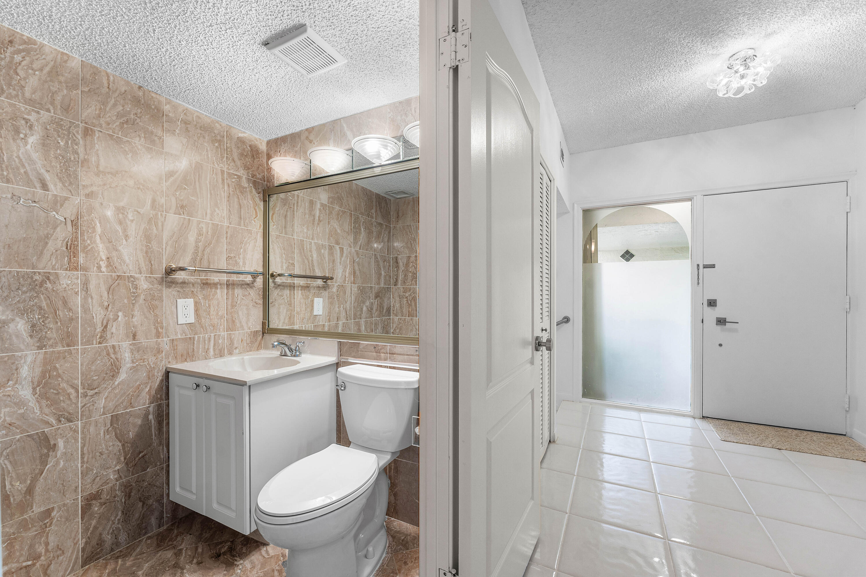 3908 S OCEAN #T-1, Highland Beach FL 33487