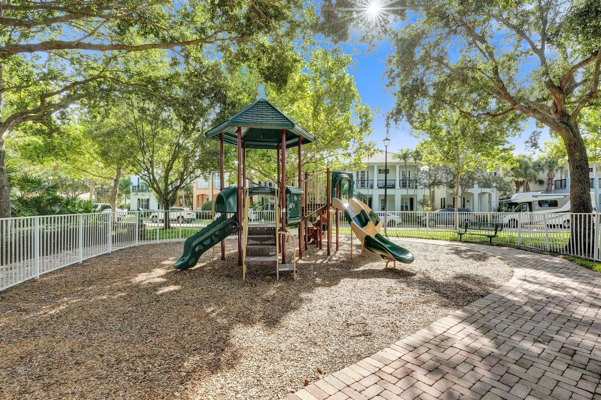 111 LEATHER LEAF, Jupiter FL 33458