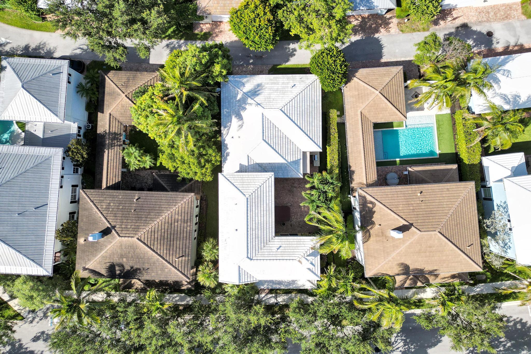 111 LEATHER LEAF, Jupiter FL 33458
