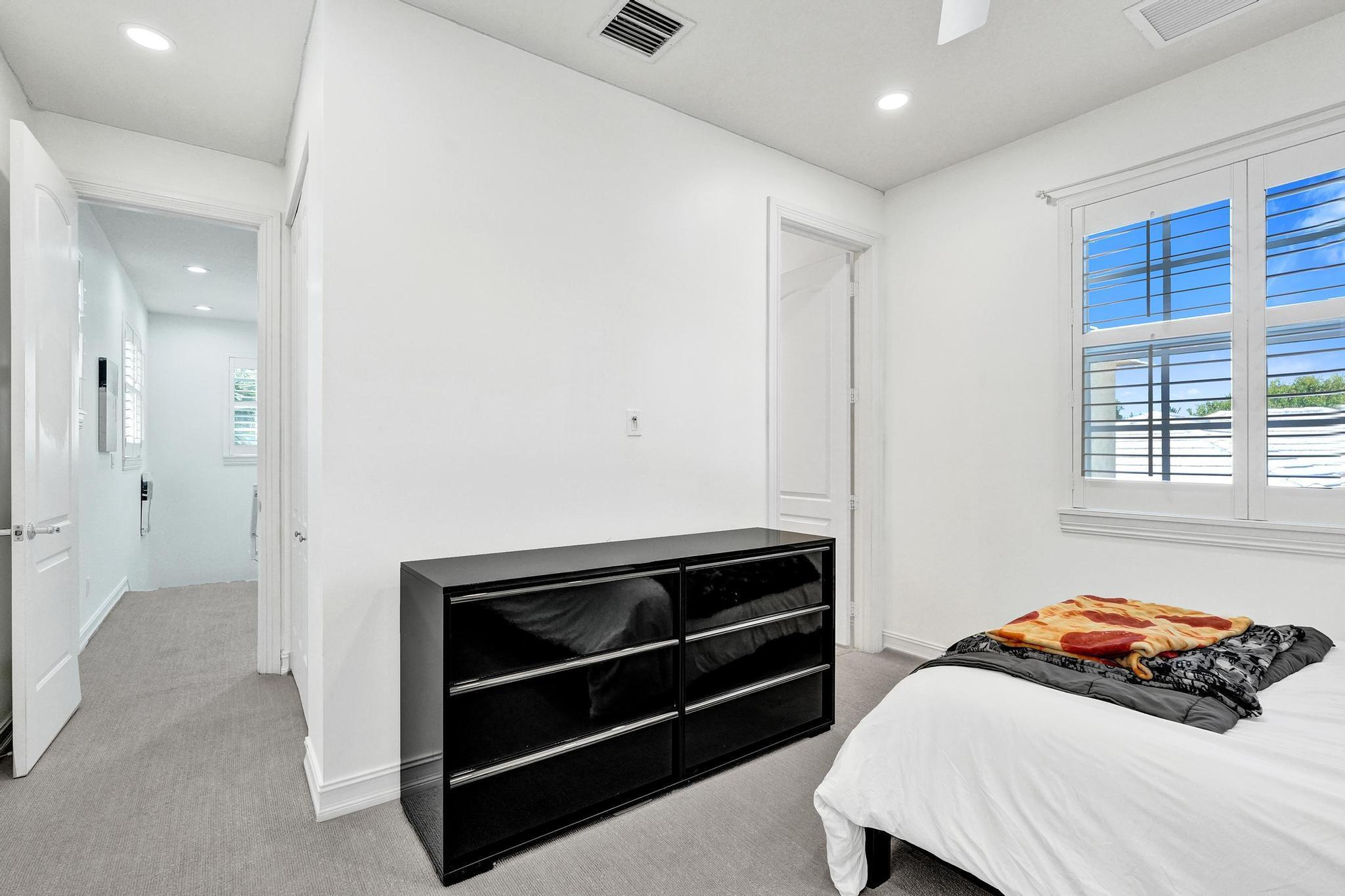 111 LEATHER LEAF, Jupiter FL 33458