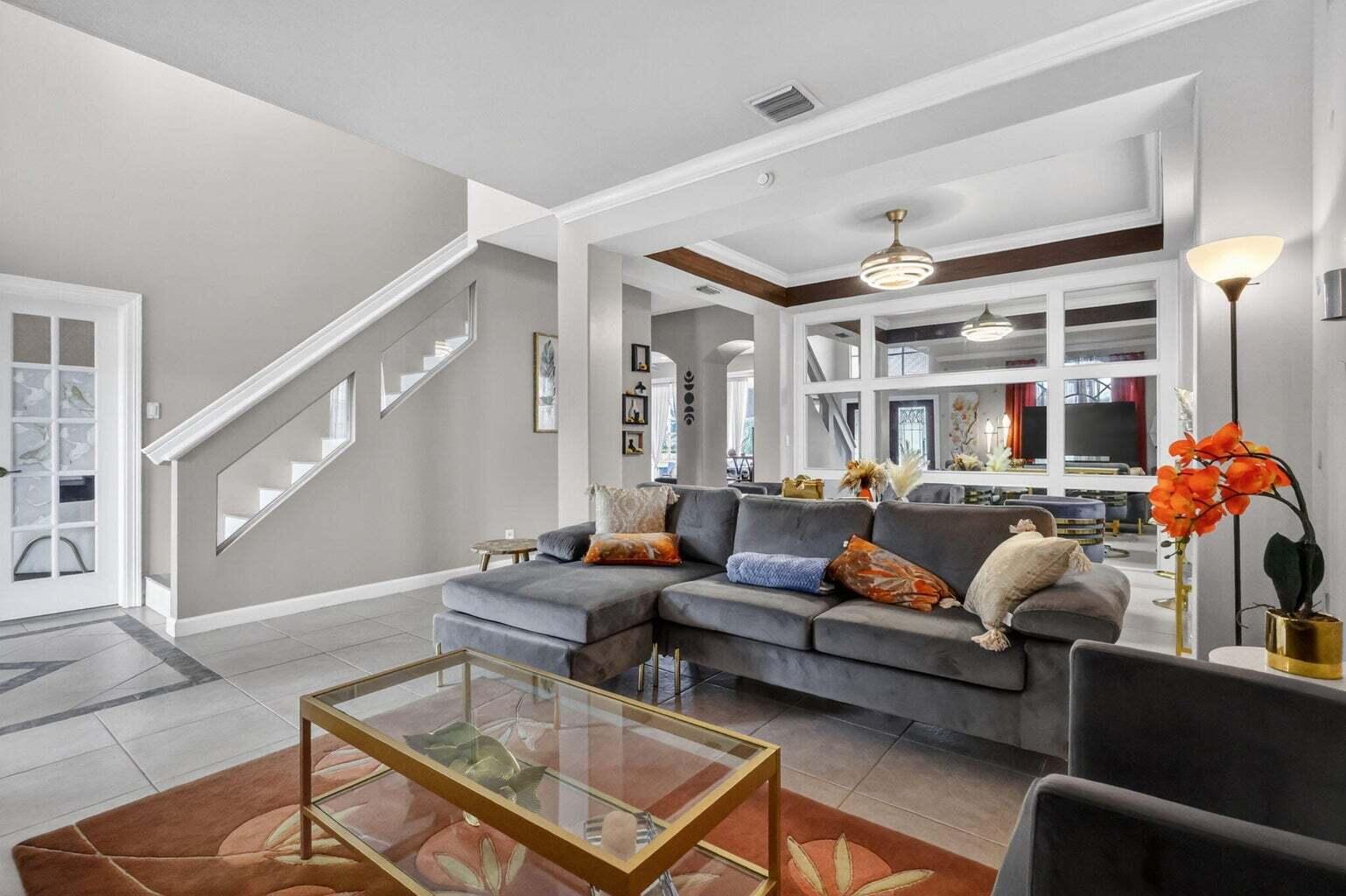 3620 E Hamilton, West Palm Beach FL 33411