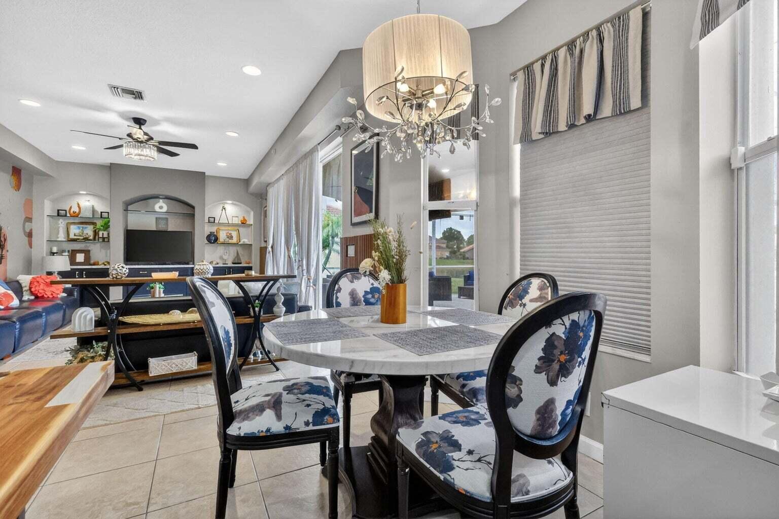 3620 E Hamilton, West Palm Beach FL 33411