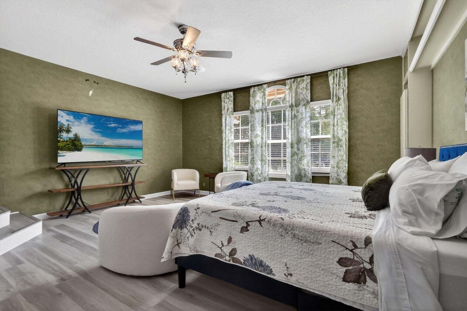 3620 E Hamilton, West Palm Beach FL 33411