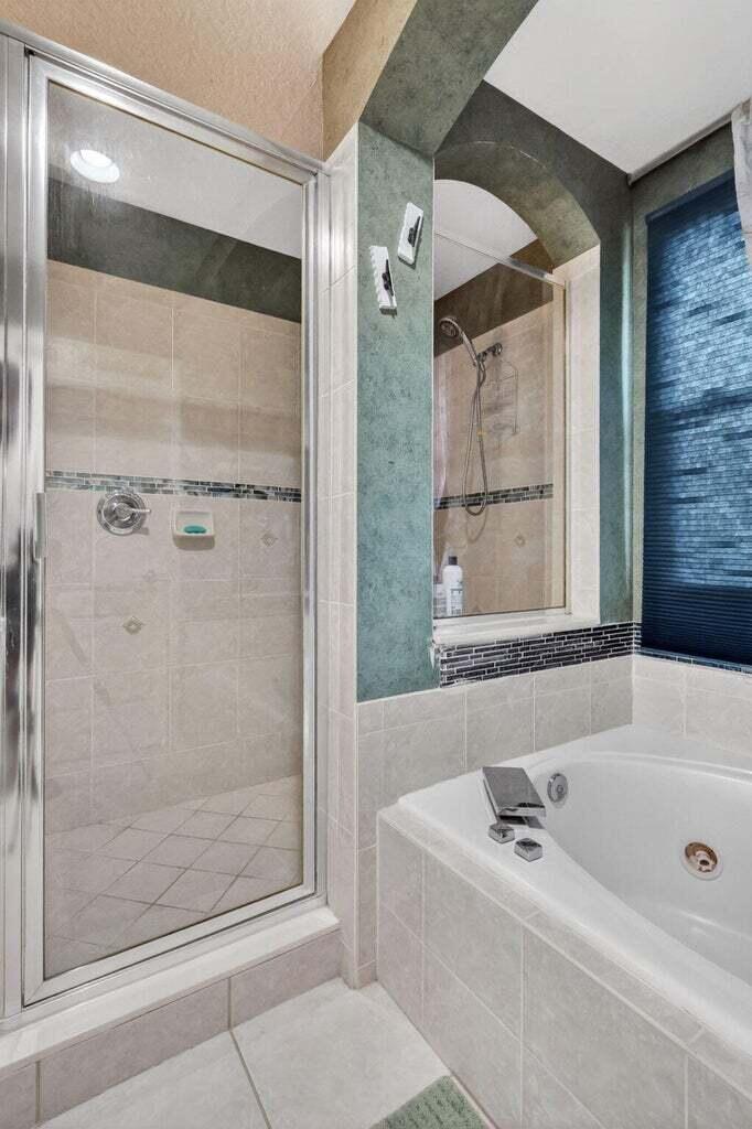 3620 E Hamilton, West Palm Beach FL 33411