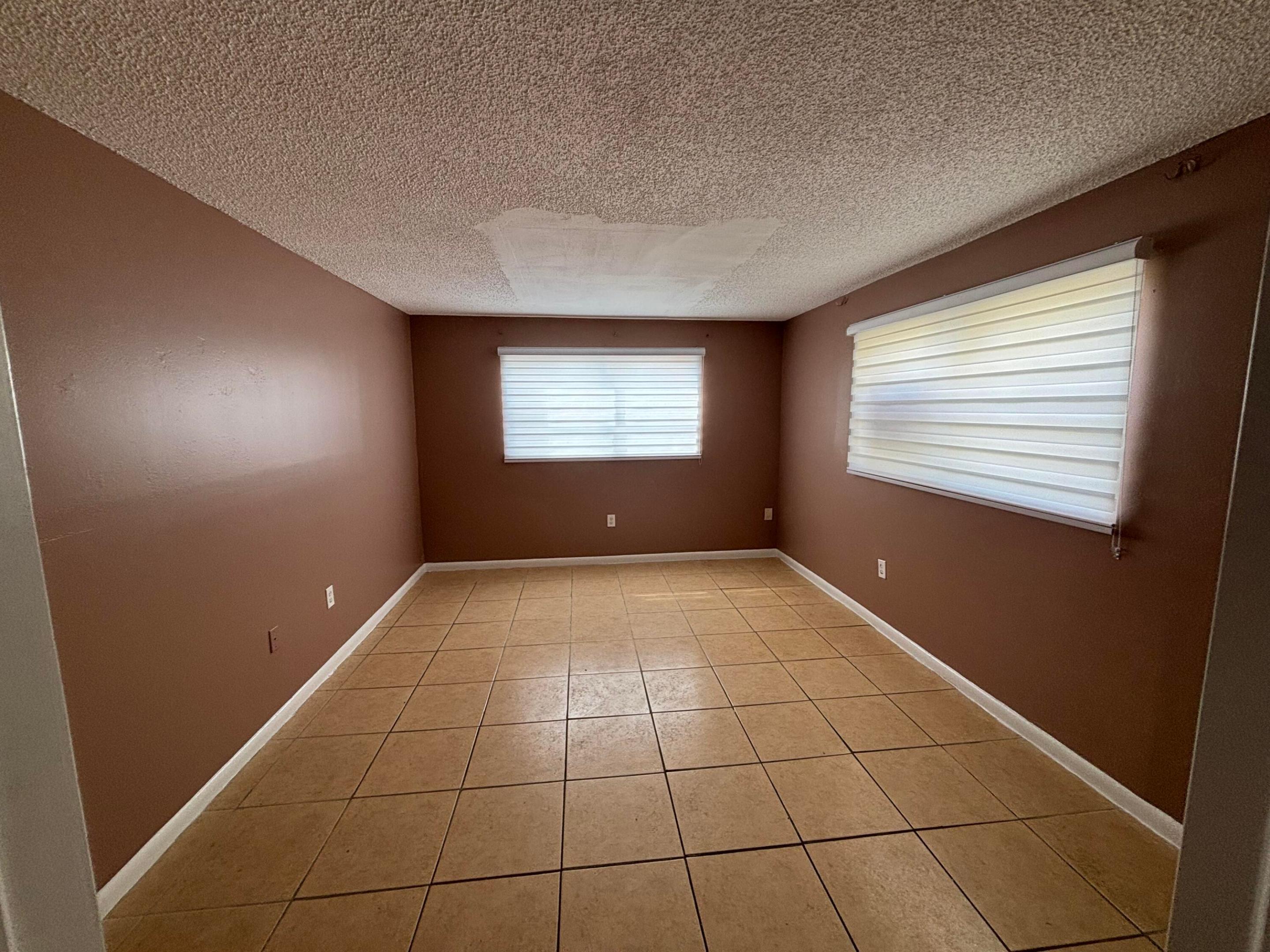 3710 NW 21st #413, Lauderdale Lakes FL 33311