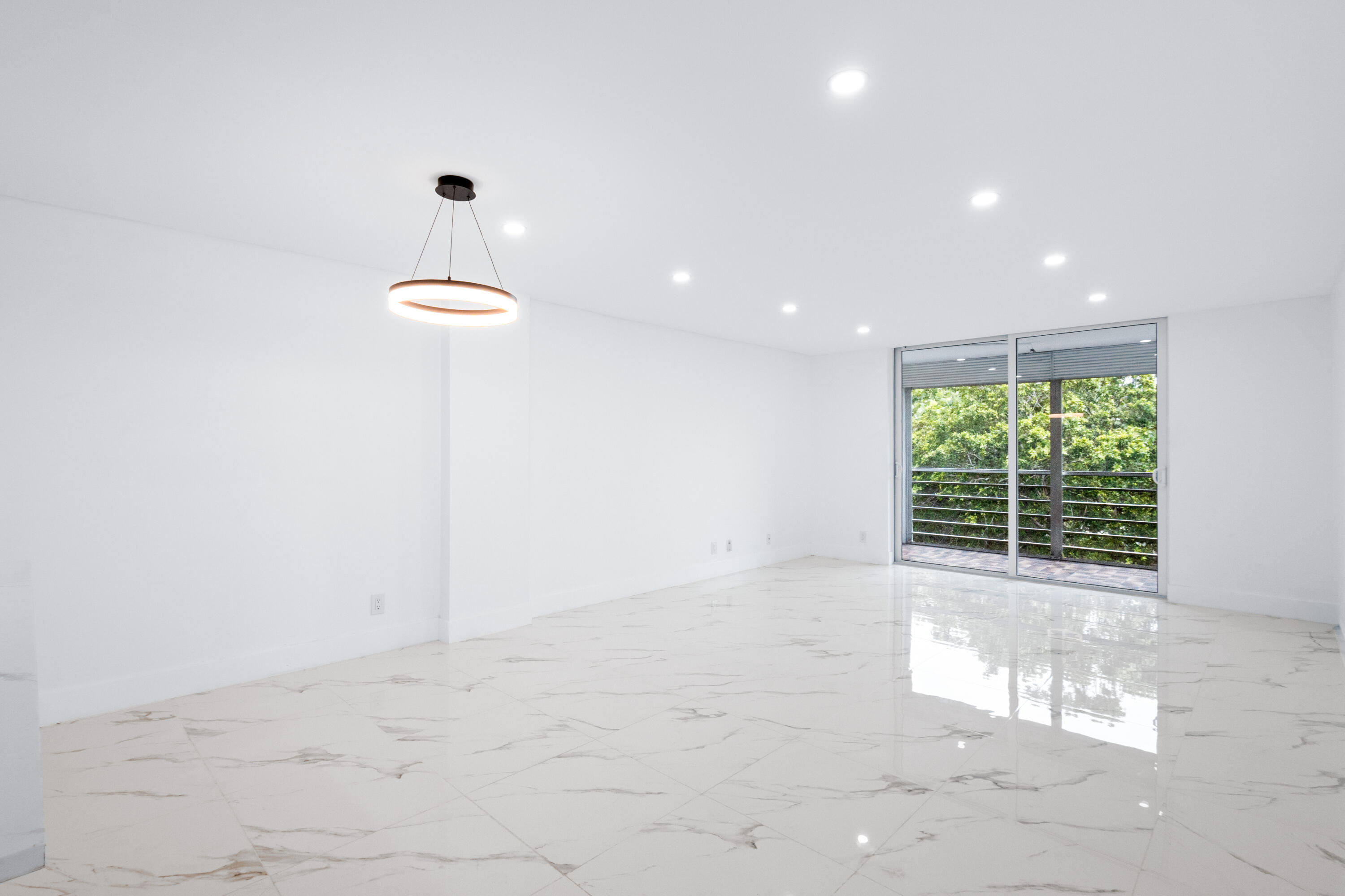 501 E DANIA BEACH #5-3F, Dania Beach FL 33004
