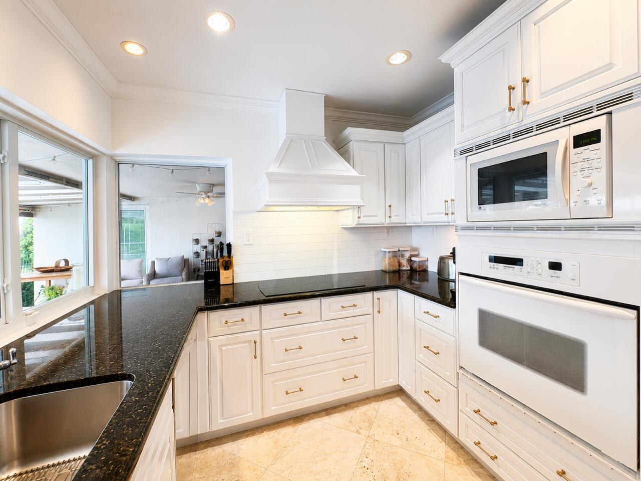 1111 SW Pepperridge, Boca Raton FL 33486