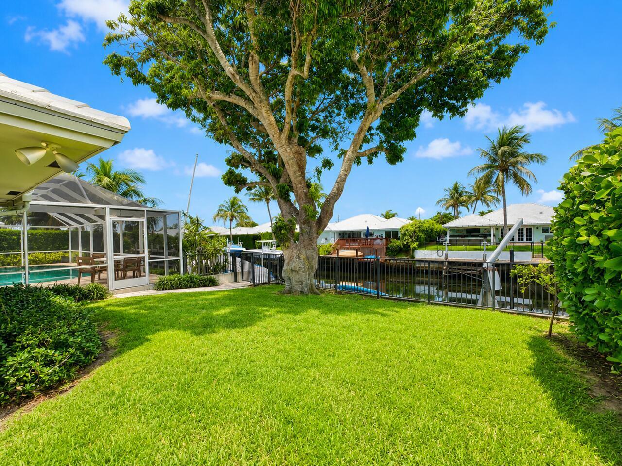 1111 SW Pepperridge, Boca Raton FL 33486
